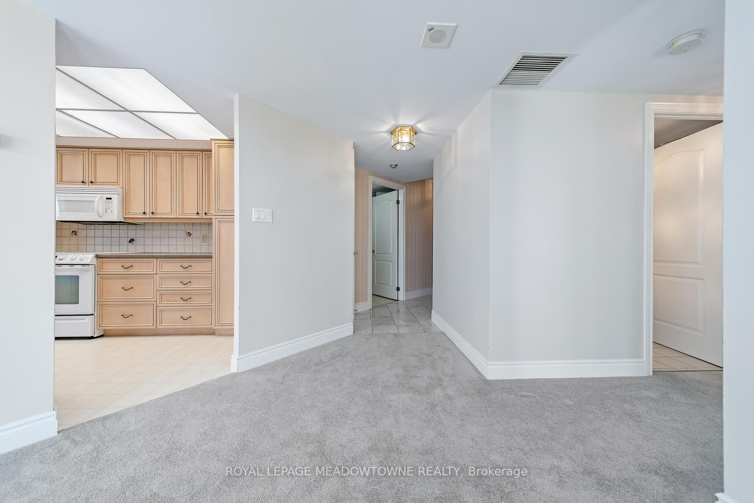 190 Hespeler Road 404 Property Photo 6