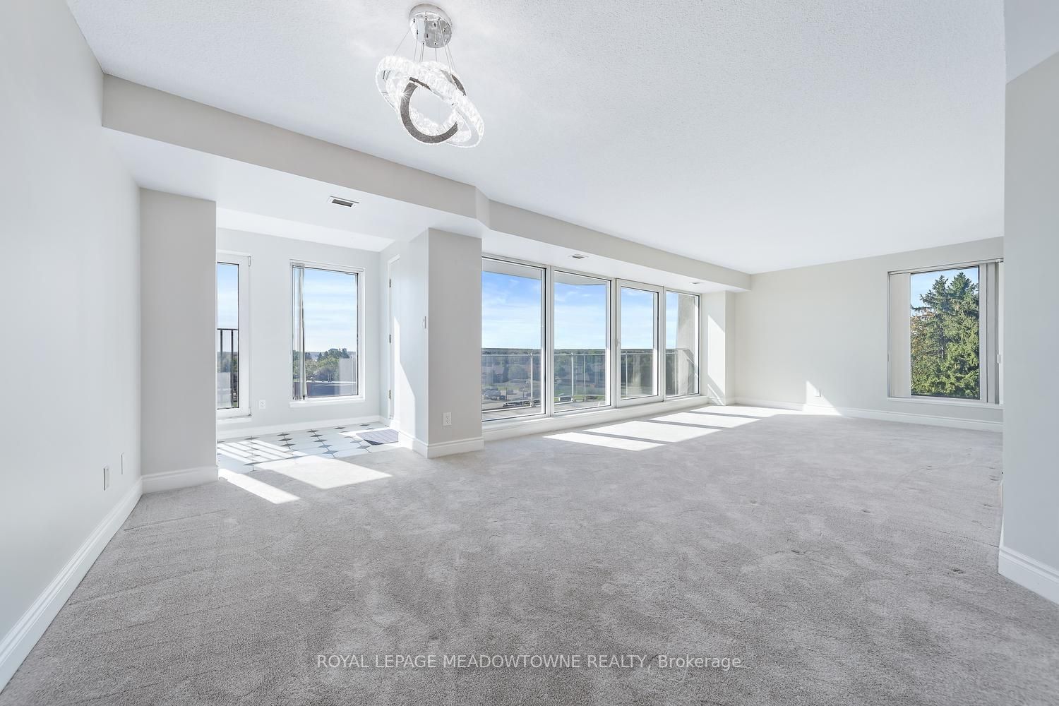 190 Hespeler Road 404 Property Photo 8