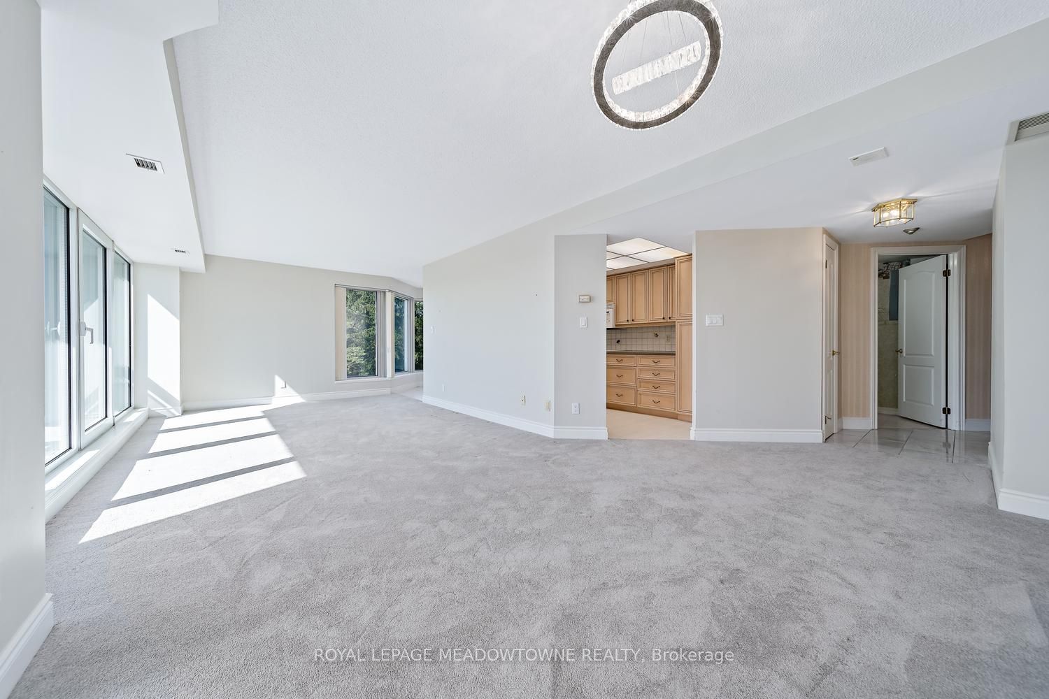 190 Hespeler Road 404 Property Photo 10