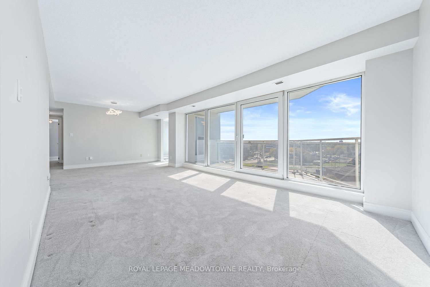 190 Hespeler Road 404 Property Photo 12