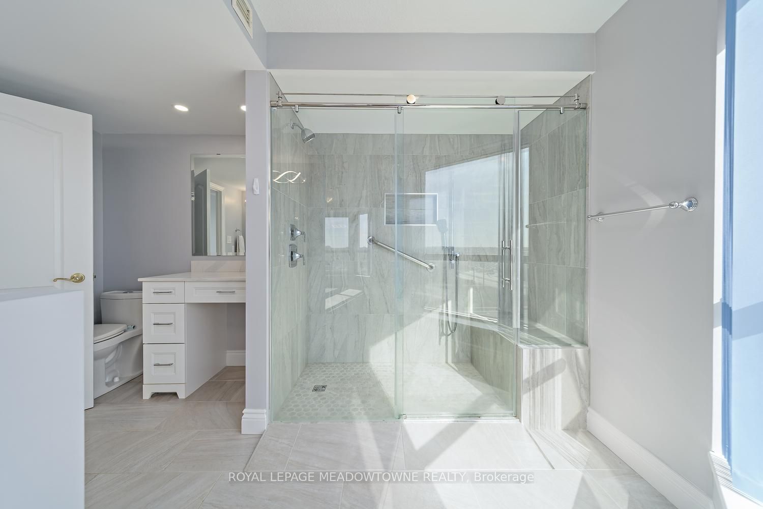 190 Hespeler Road 404 Property Photo 24