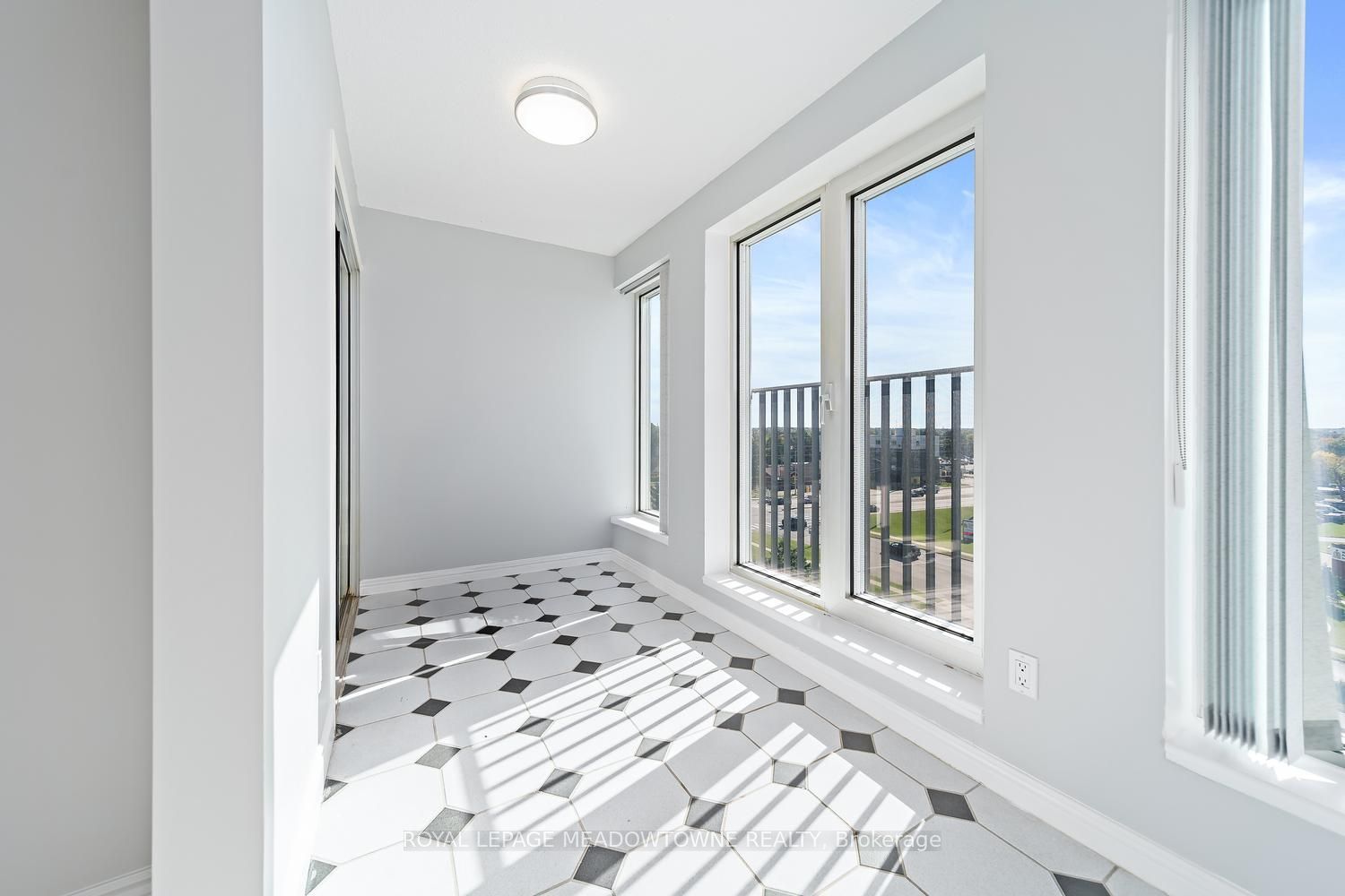190 Hespeler Road 404 Property Photo 28