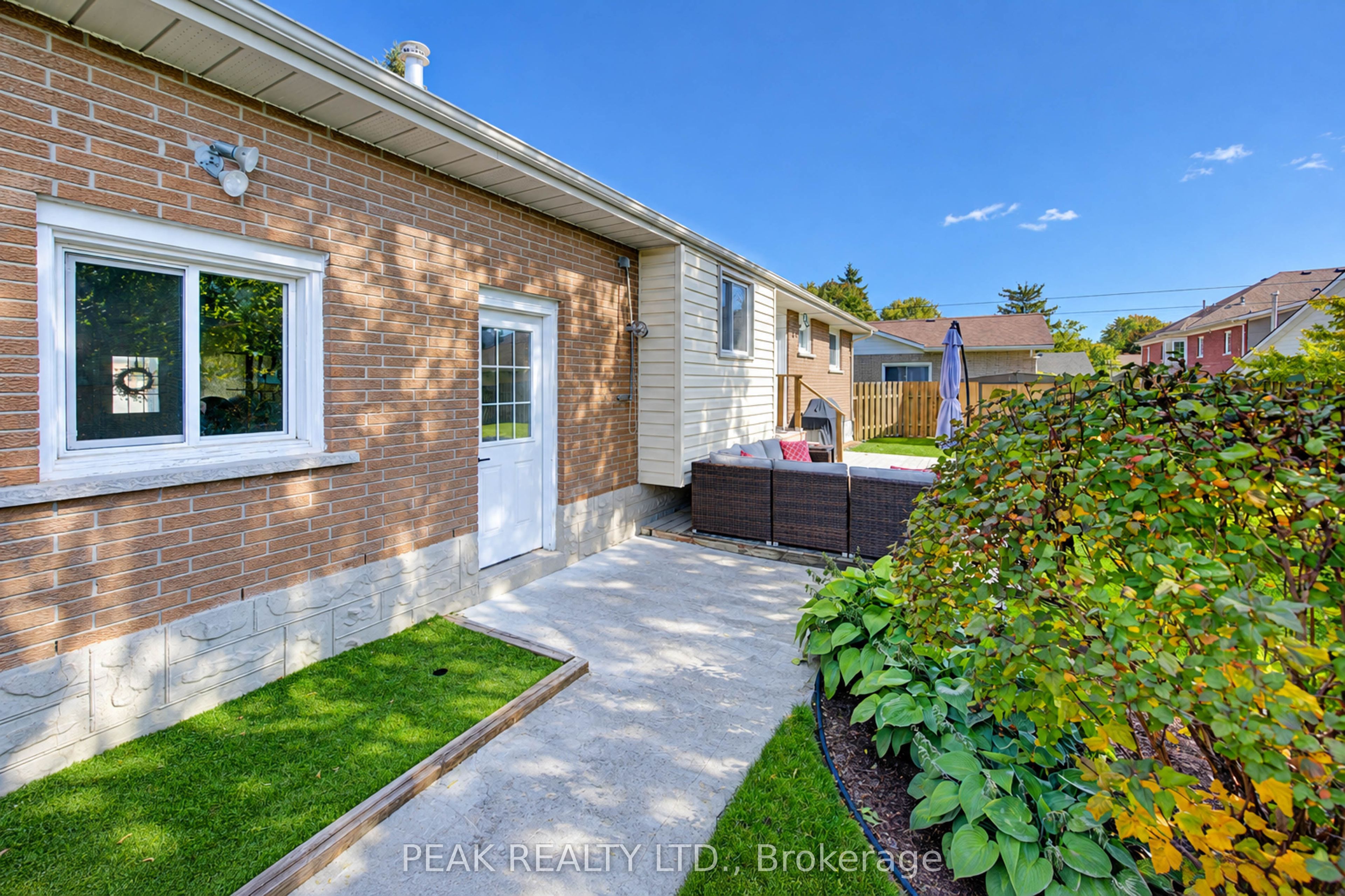 23 Jacob Street W Property Photo 37