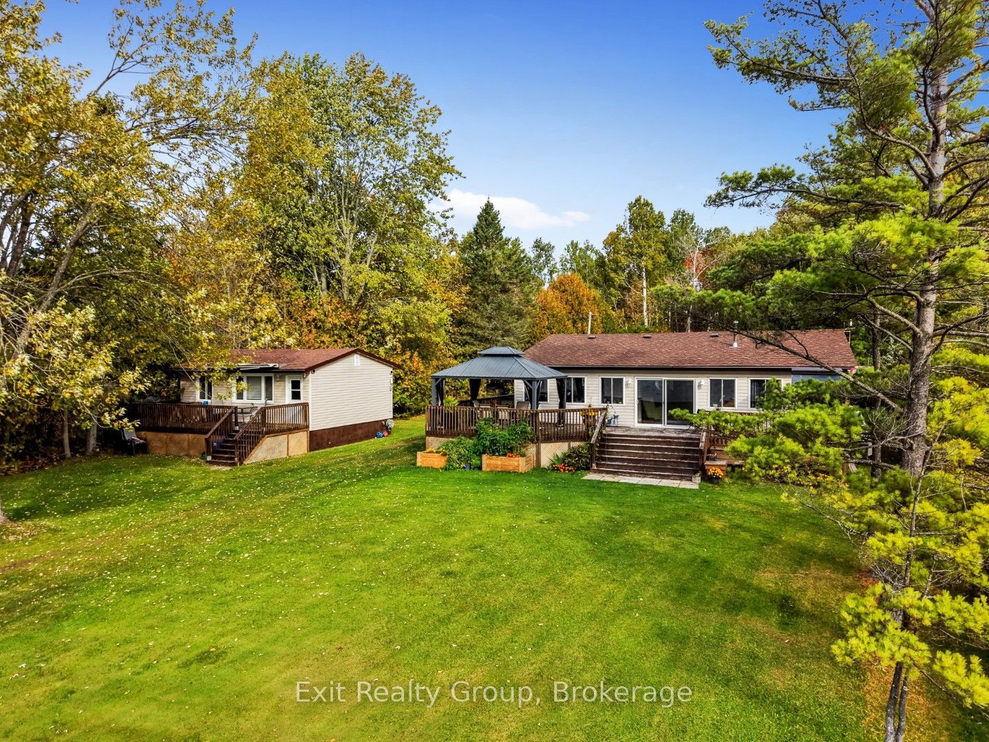 1551b Reynolds Road Property Photo 2