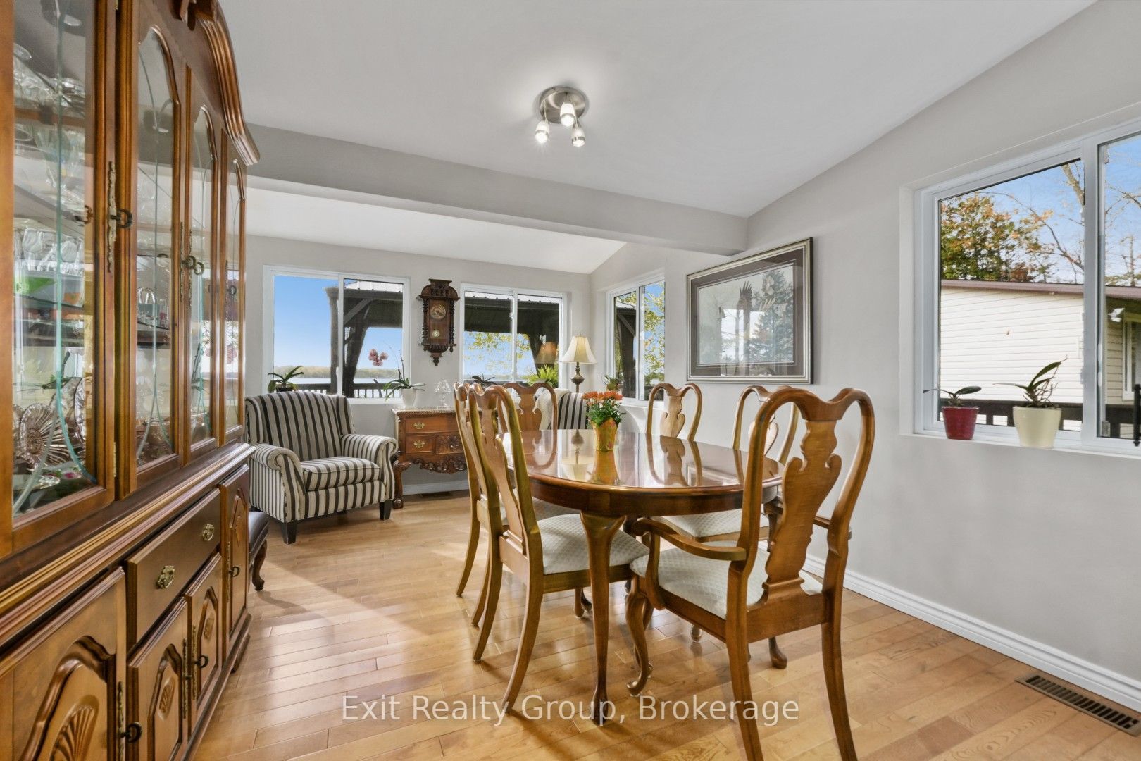 1551b Reynolds Road Property Photo 26