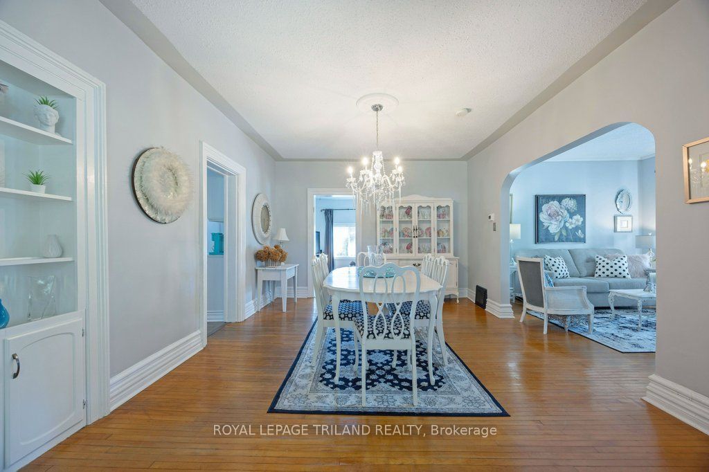 143 St George Street Property Photo 8