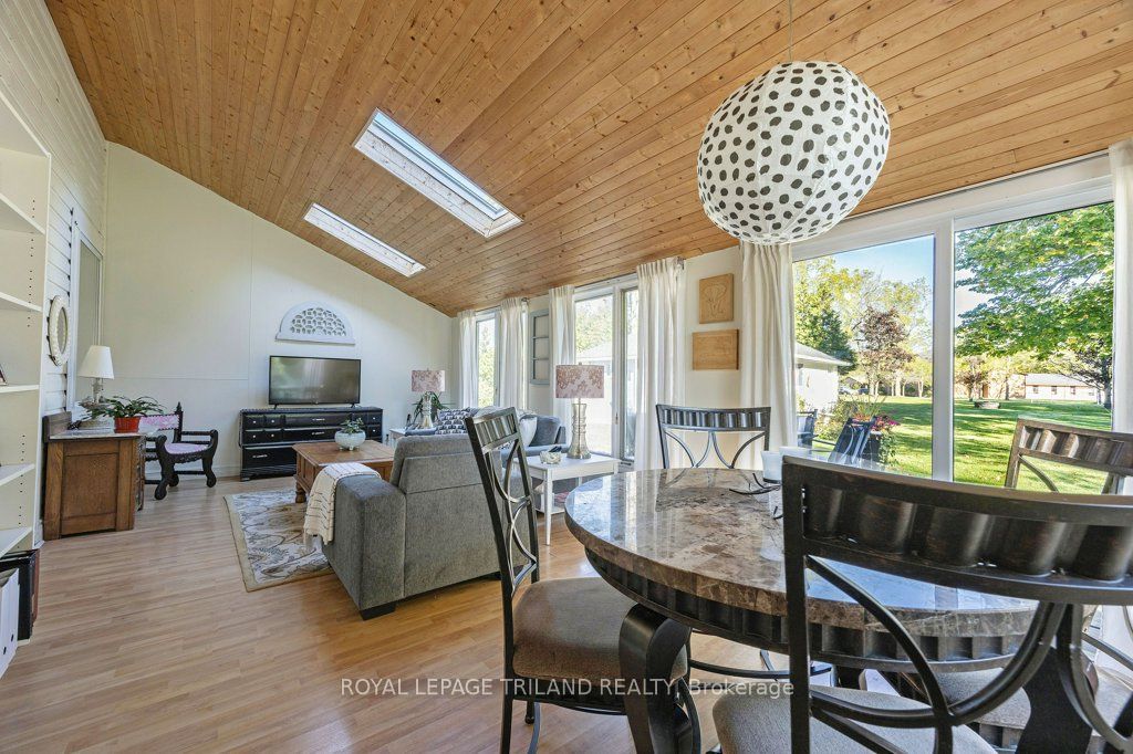 143 St George Street Property Photo 24