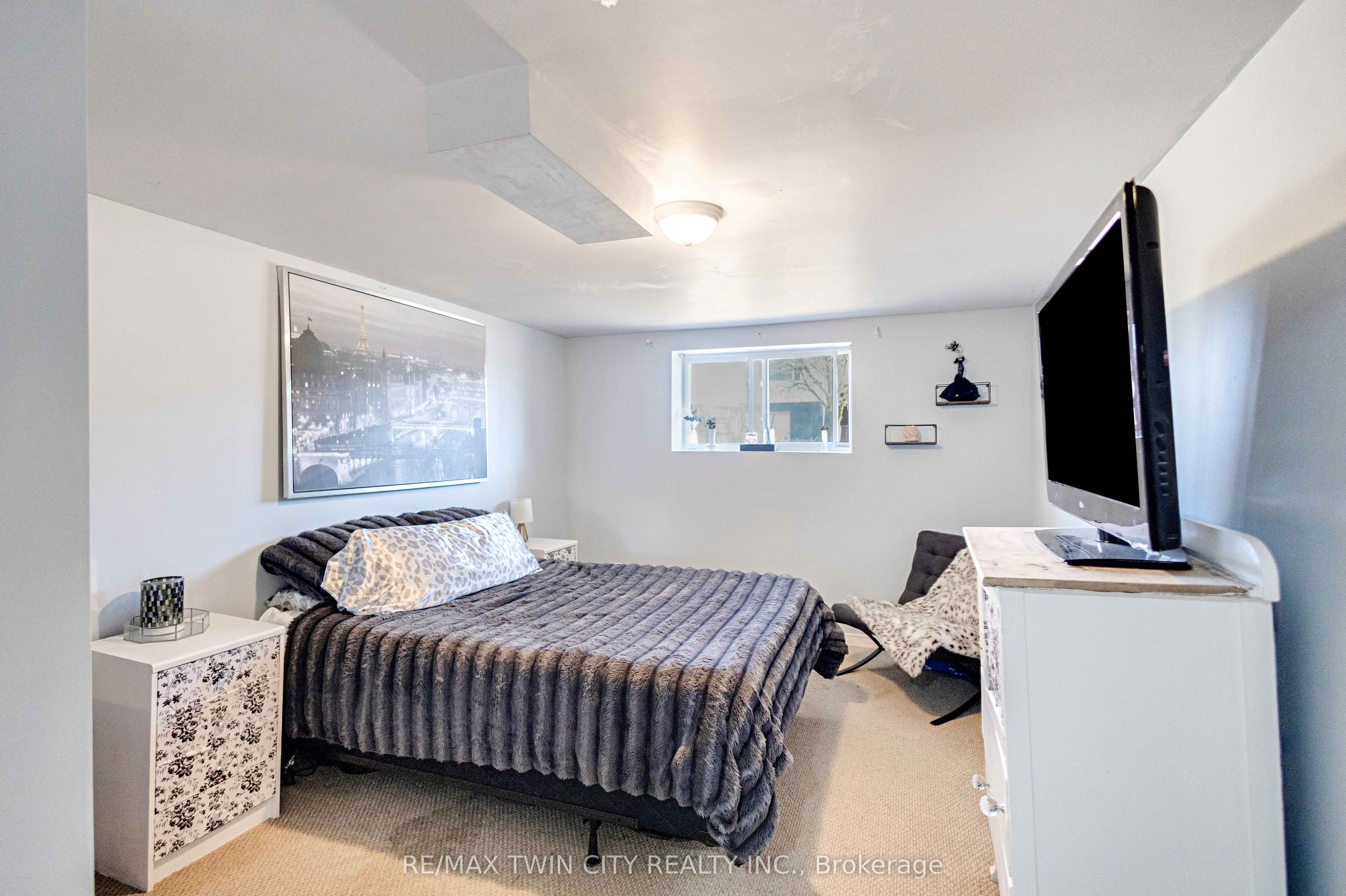 36 Valerie Court Property Photo 24