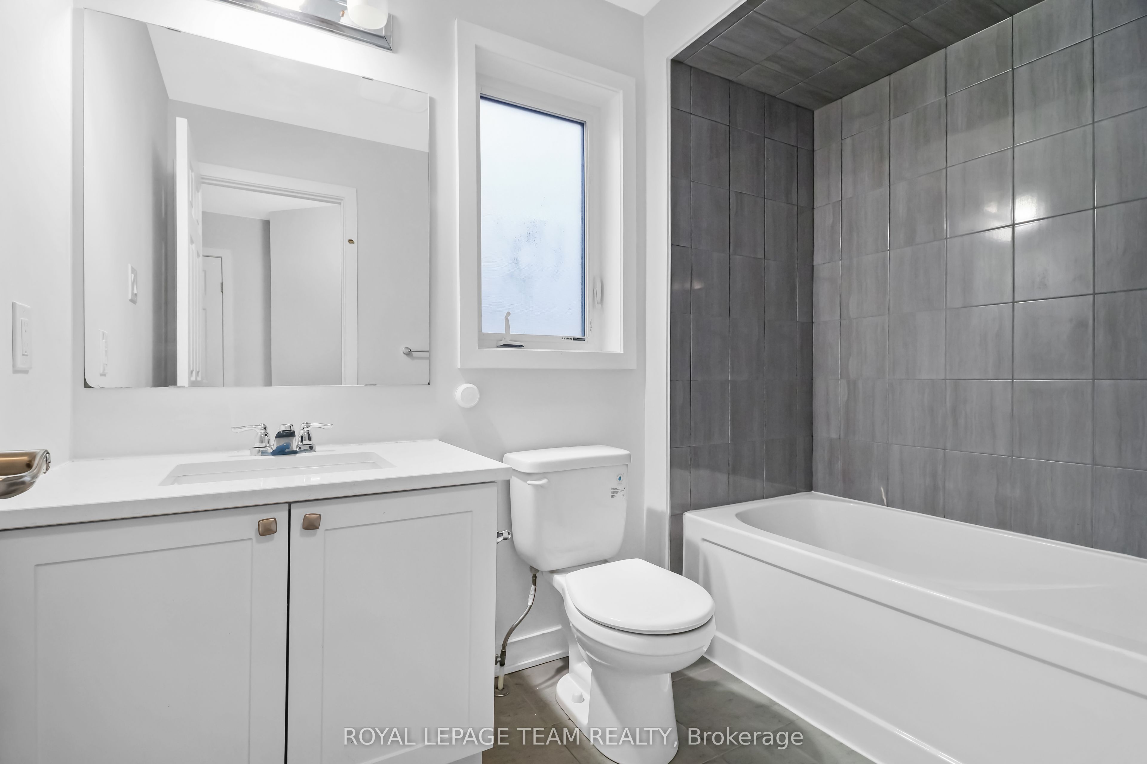 2177 Winsome Terrace Property Photo 30