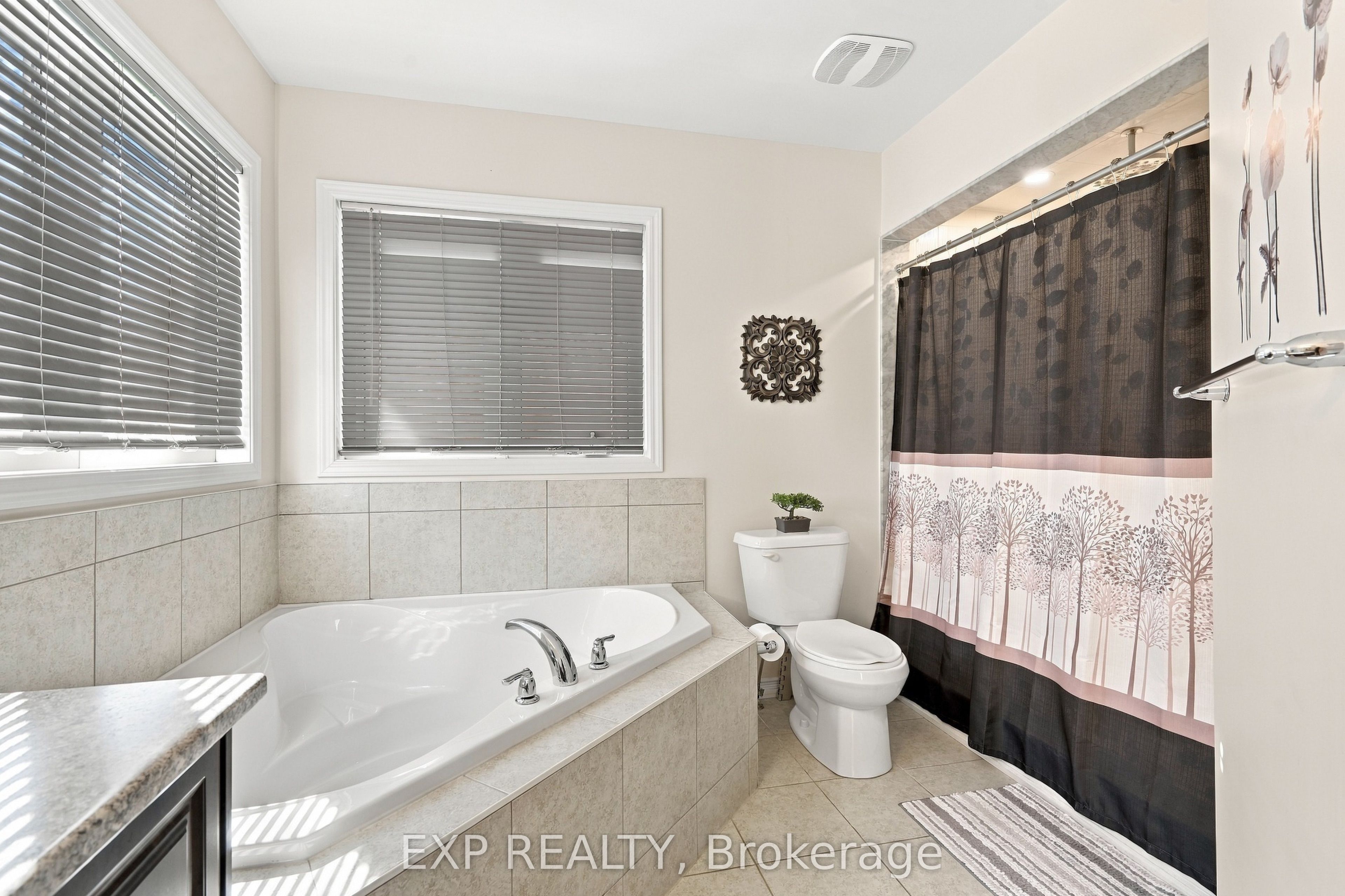 7720 Shadbush Lane Property Photo 15