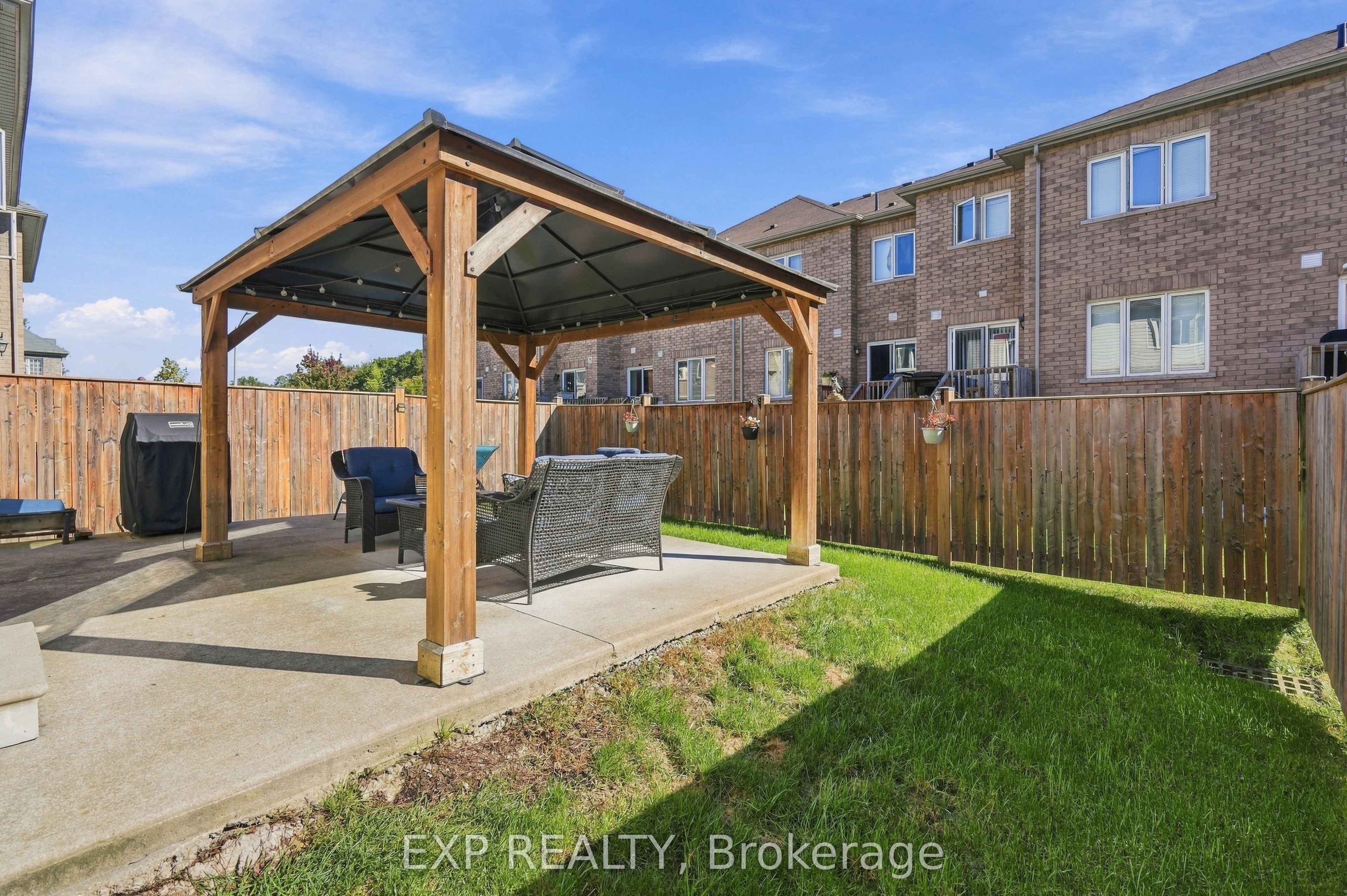 7720 Shadbush Lane Property Photo 22