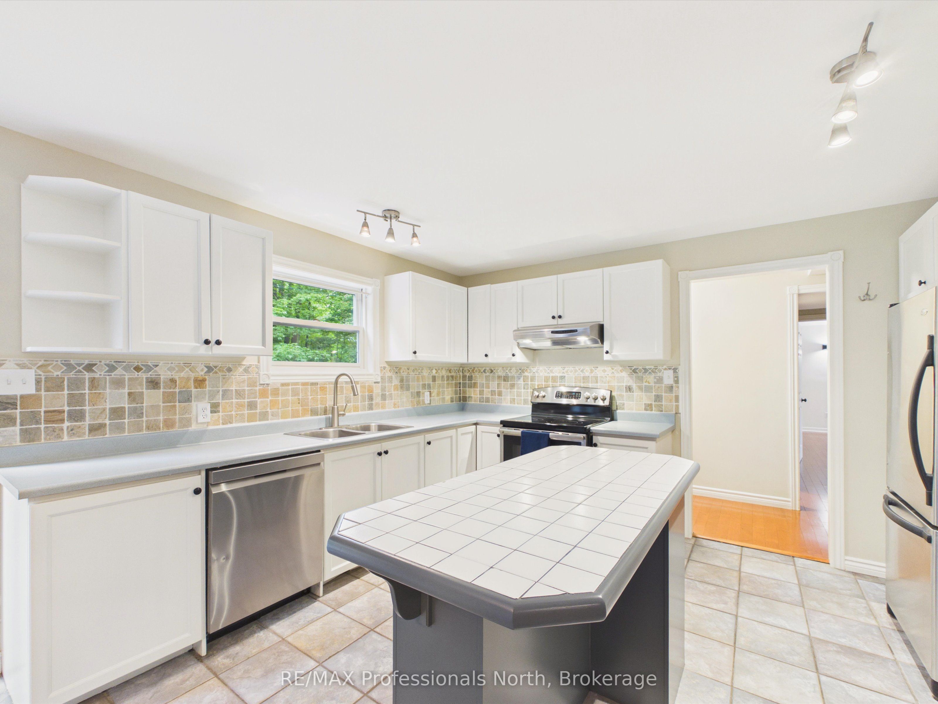 1130 Cedar Lane Property Photo 8