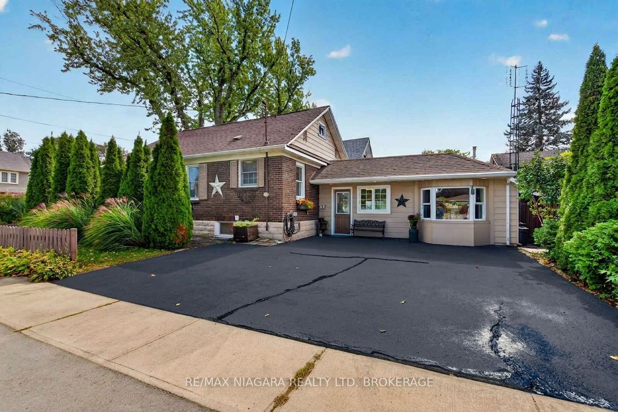 5657 Prince Edward Avenue Property Photo 1