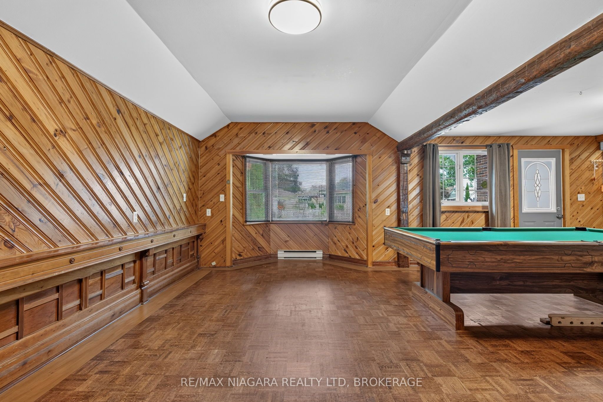 5657 Prince Edward Avenue Property Photo 22
