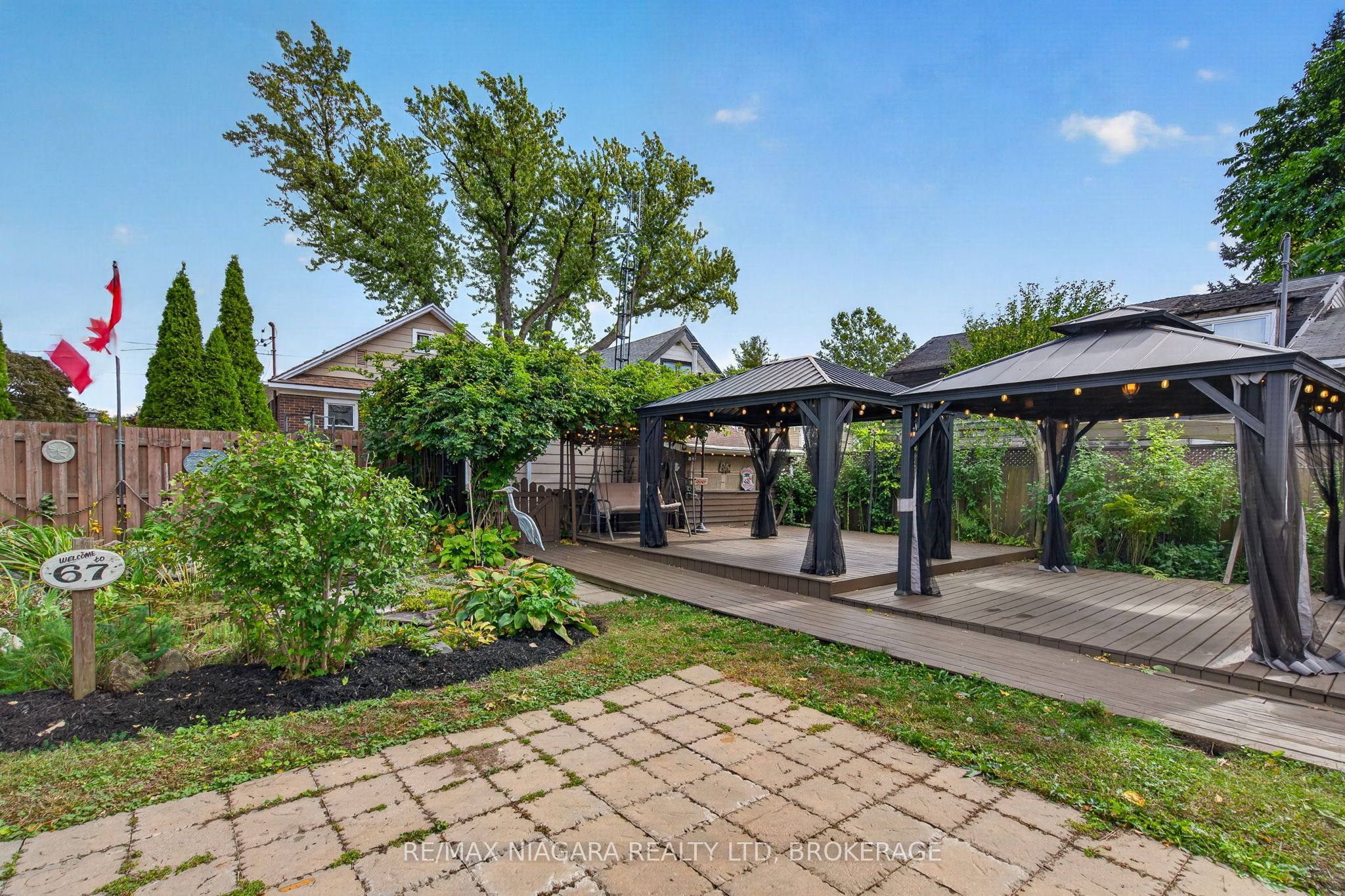 5657 Prince Edward Avenue Property Photo 37