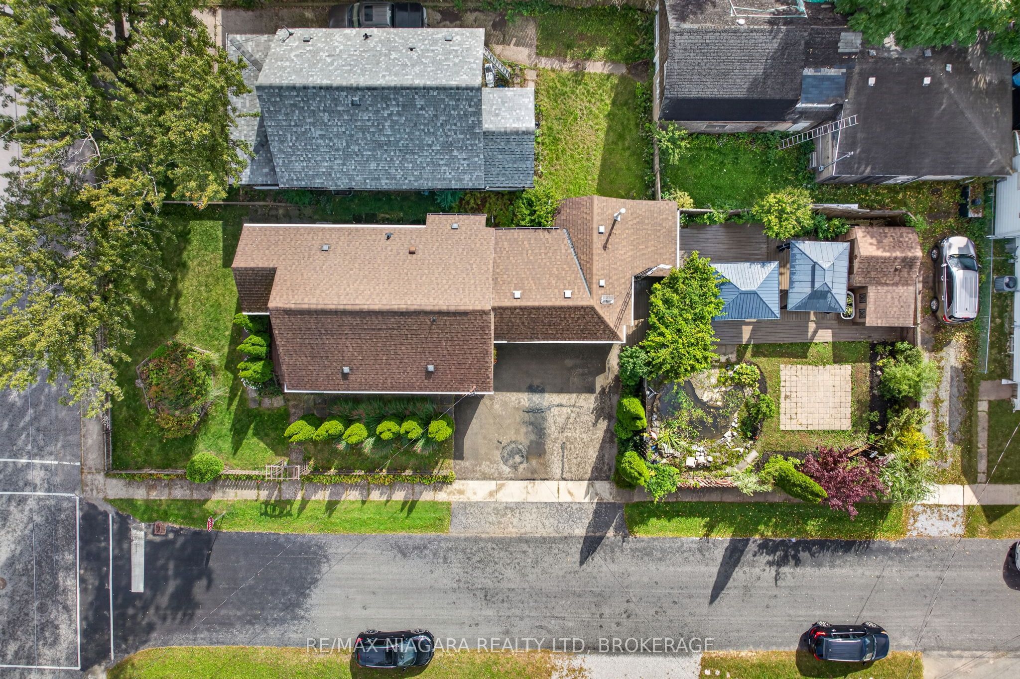 5657 Prince Edward Avenue Property Photo 47