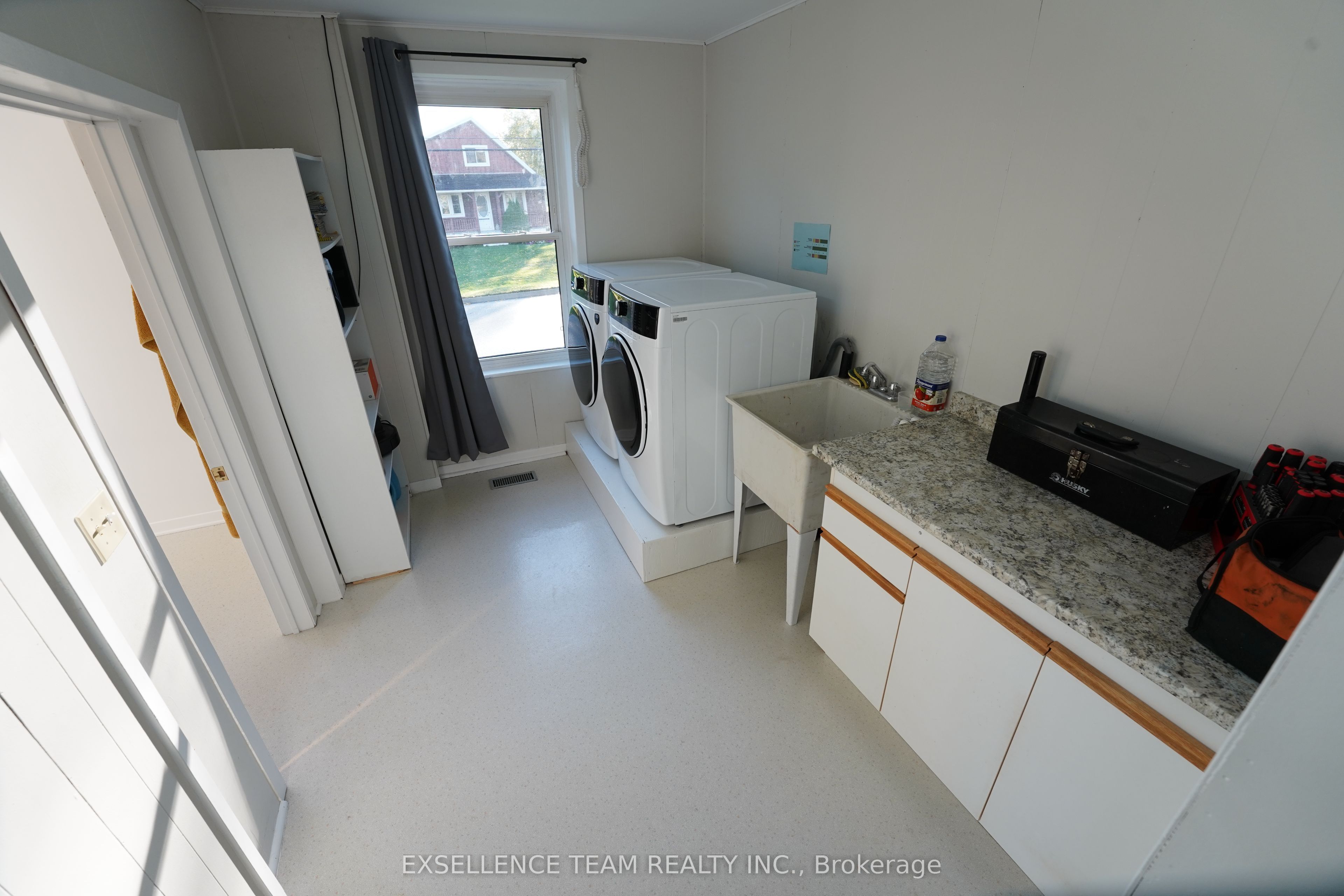7 Mary Street Property Photo 21