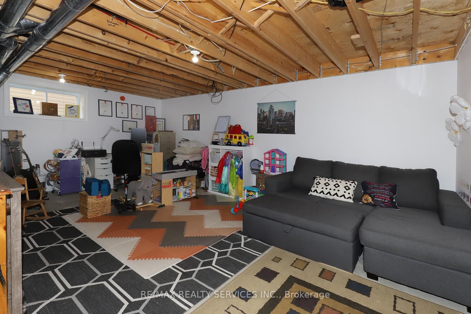 52 Crozier Street Property Photo 26