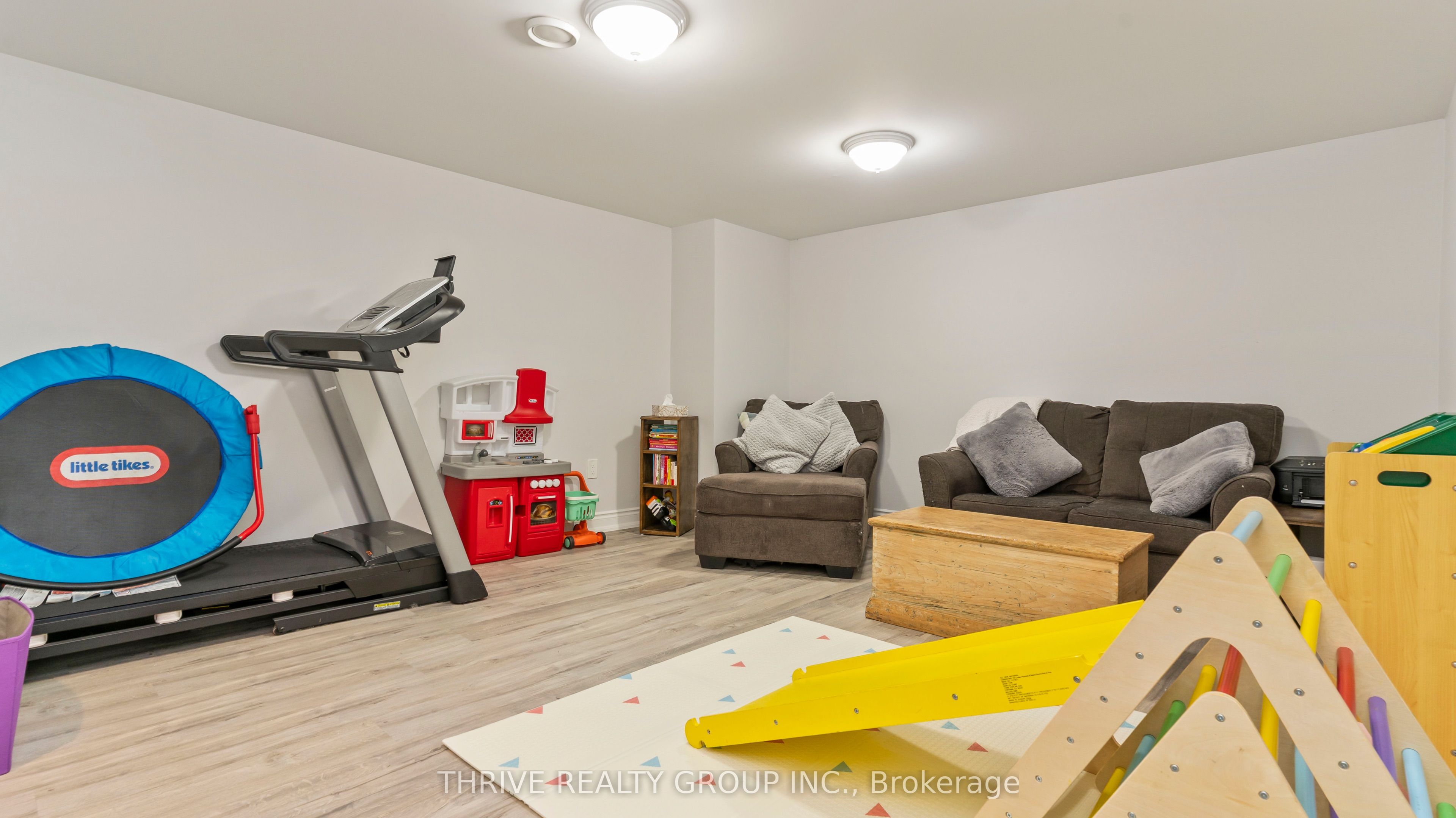 83 Scotchmere Crescent Property Photo 21