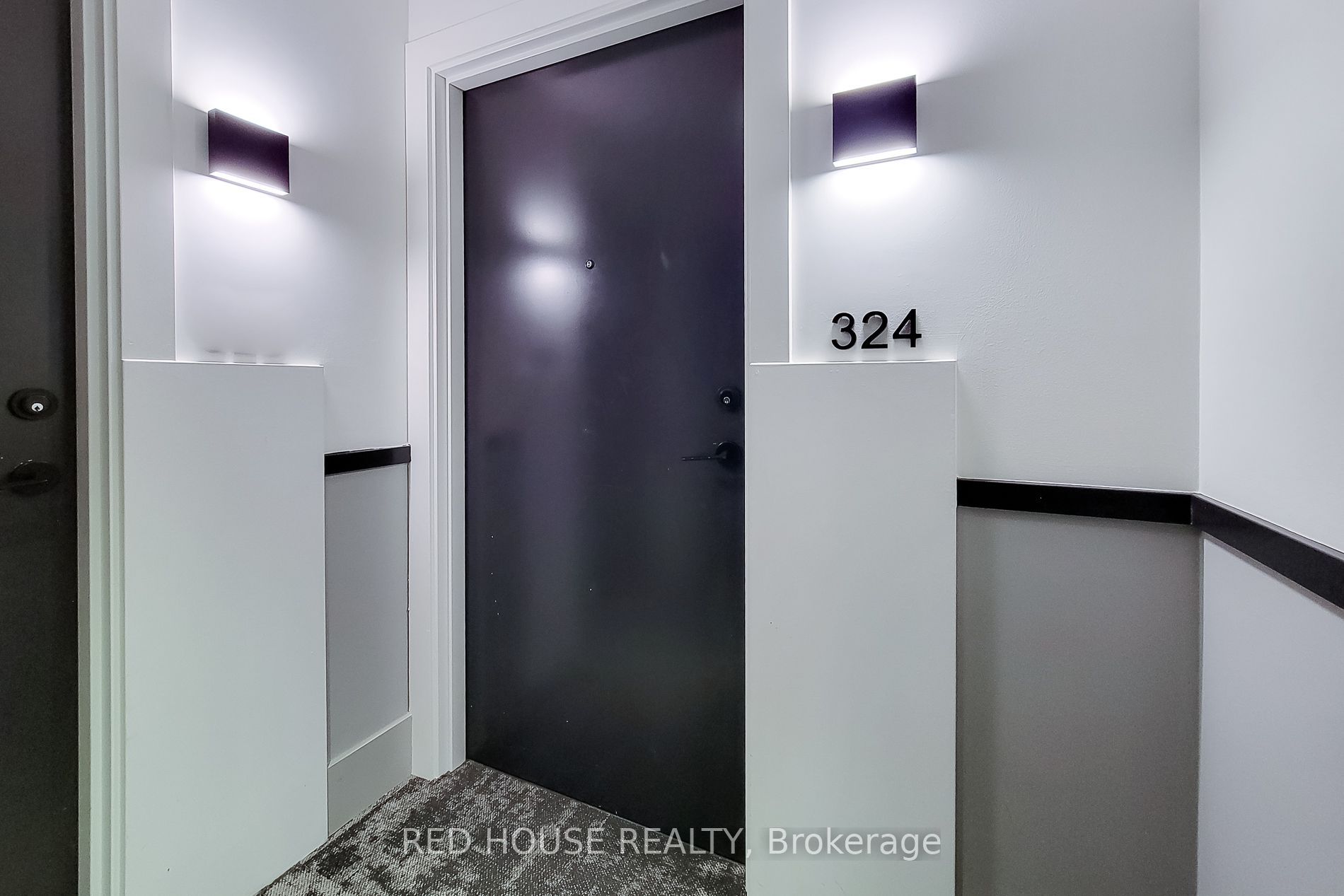 600 North Service Road 324 Property Photo 6