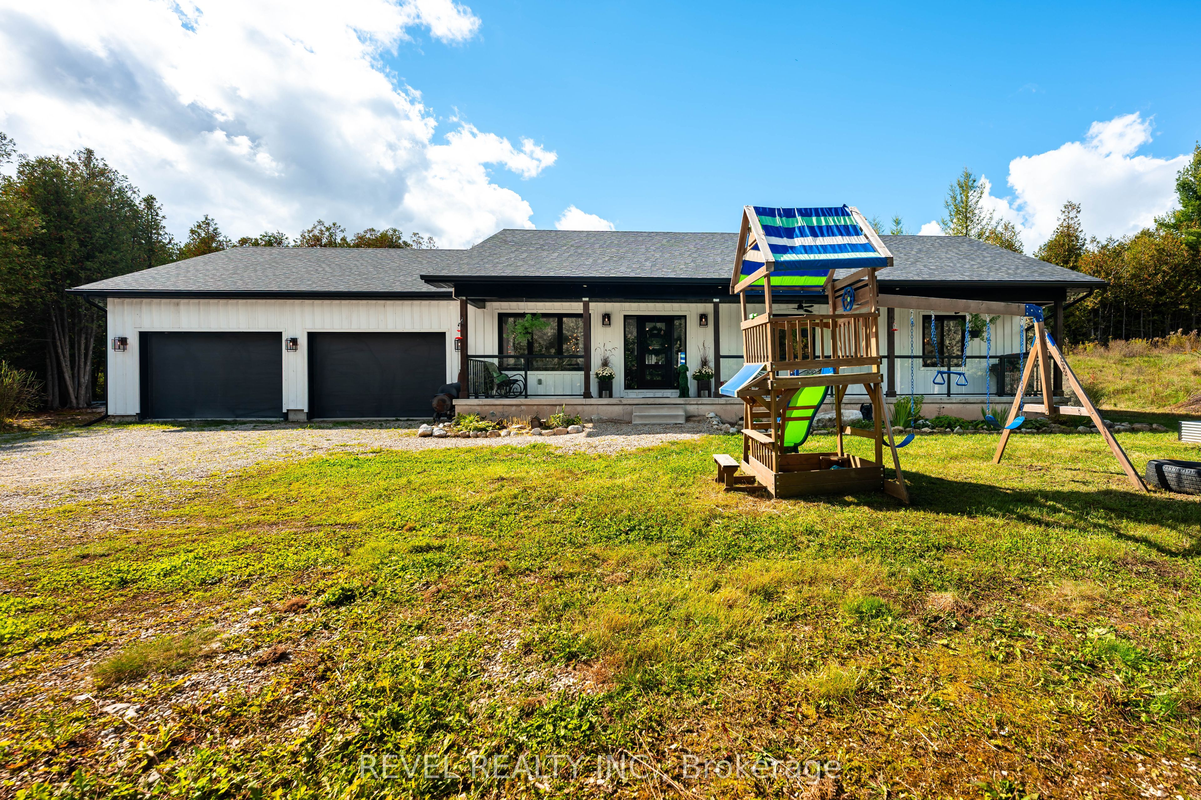 543795 Dutch Line Property Photo 8