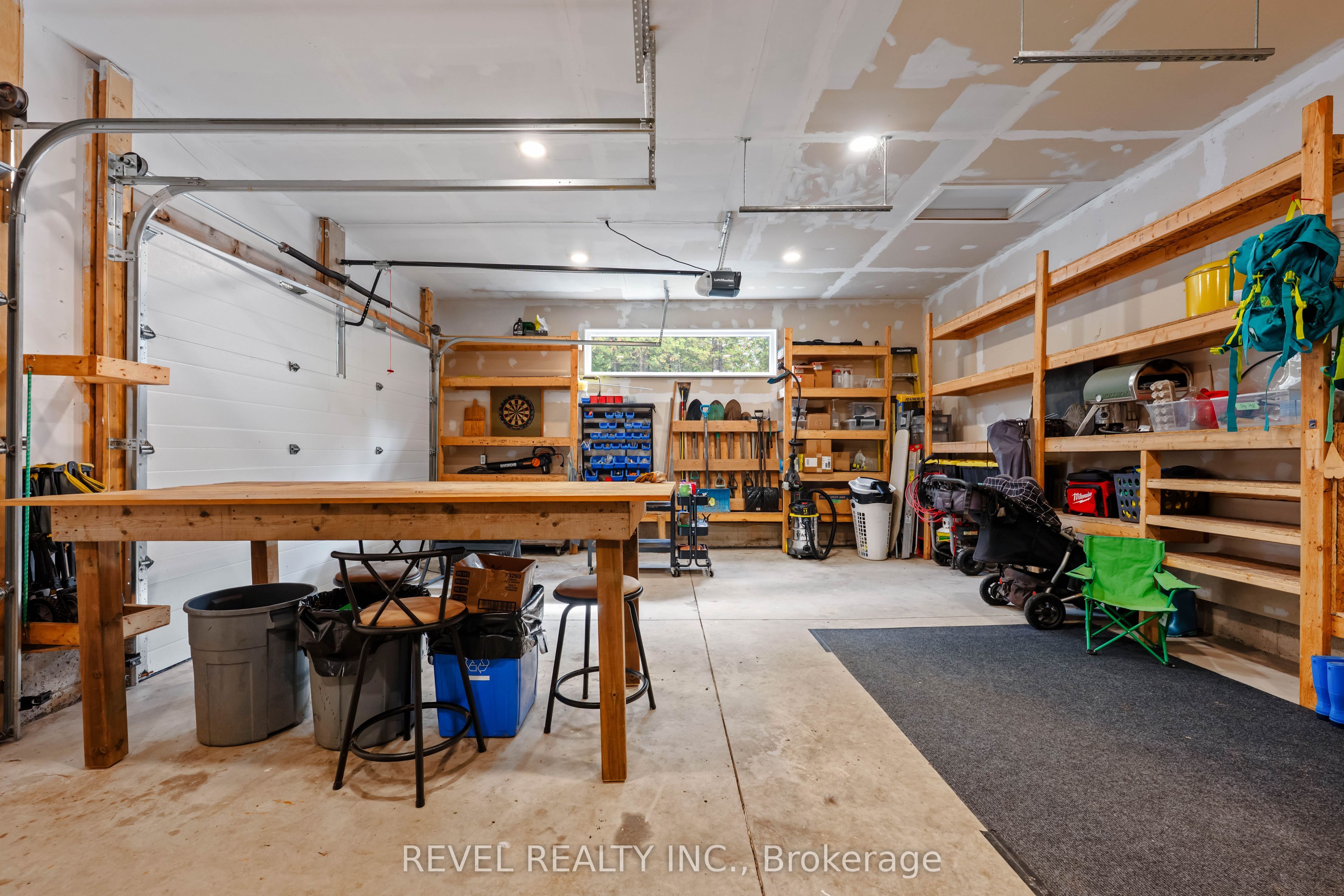 543795 Dutch Line Property Photo 44