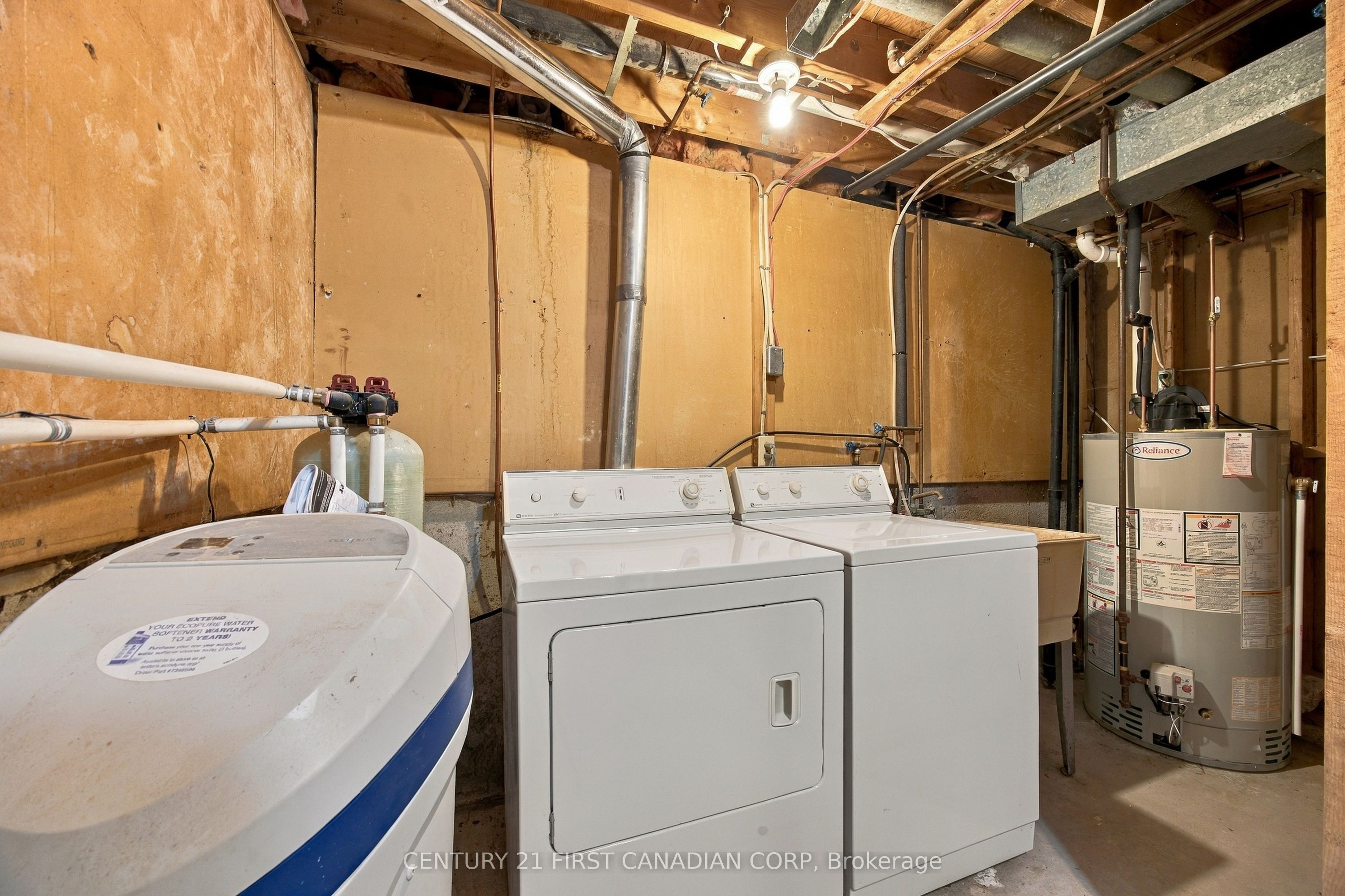 135 Nicoline Avenue Property Photo 30