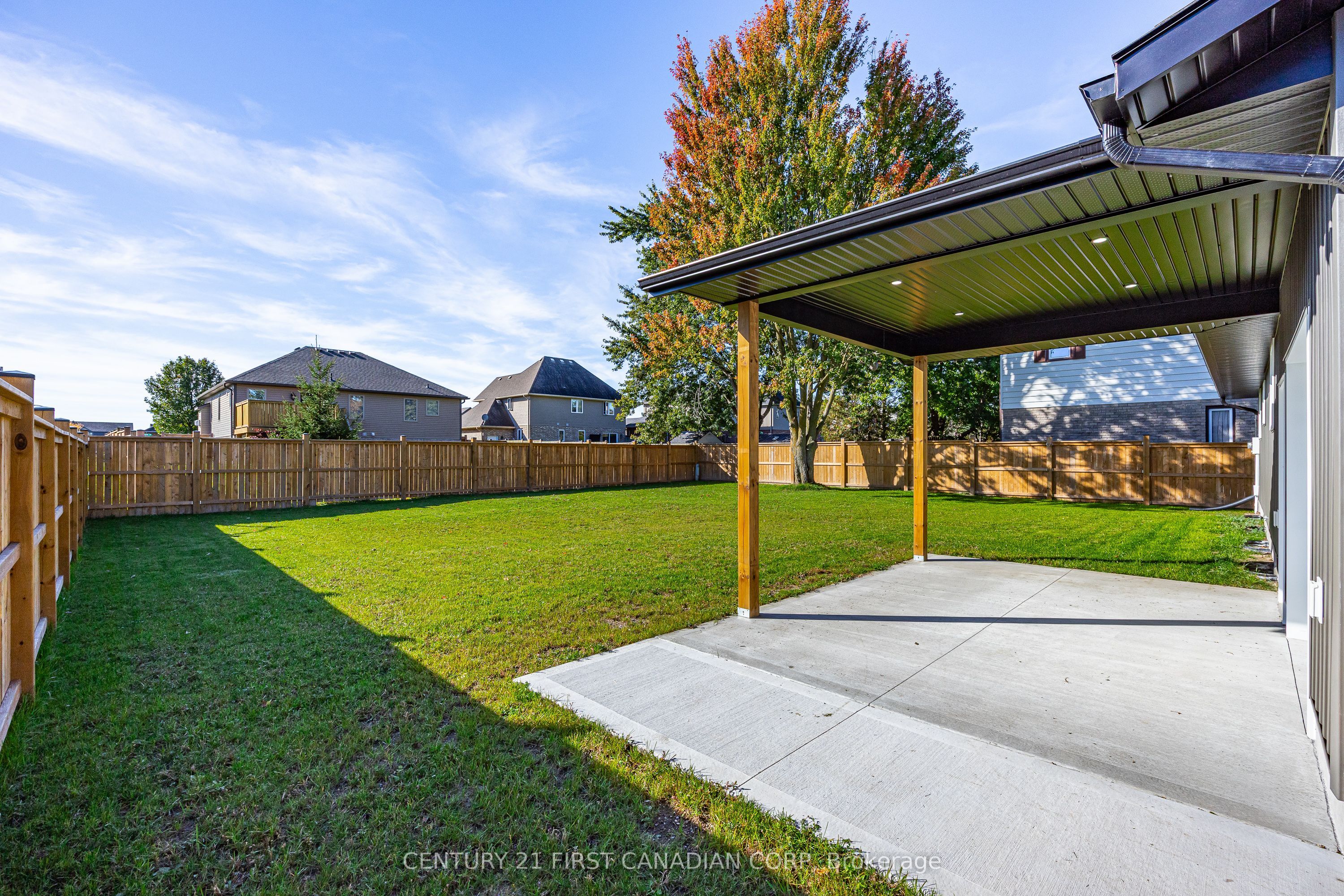 135 Nicoline Avenue Property Photo 34