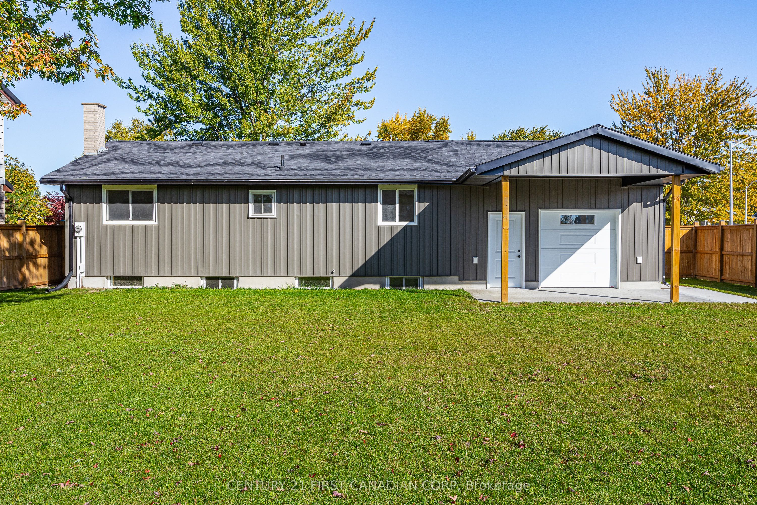 135 Nicoline Avenue Property Photo 37