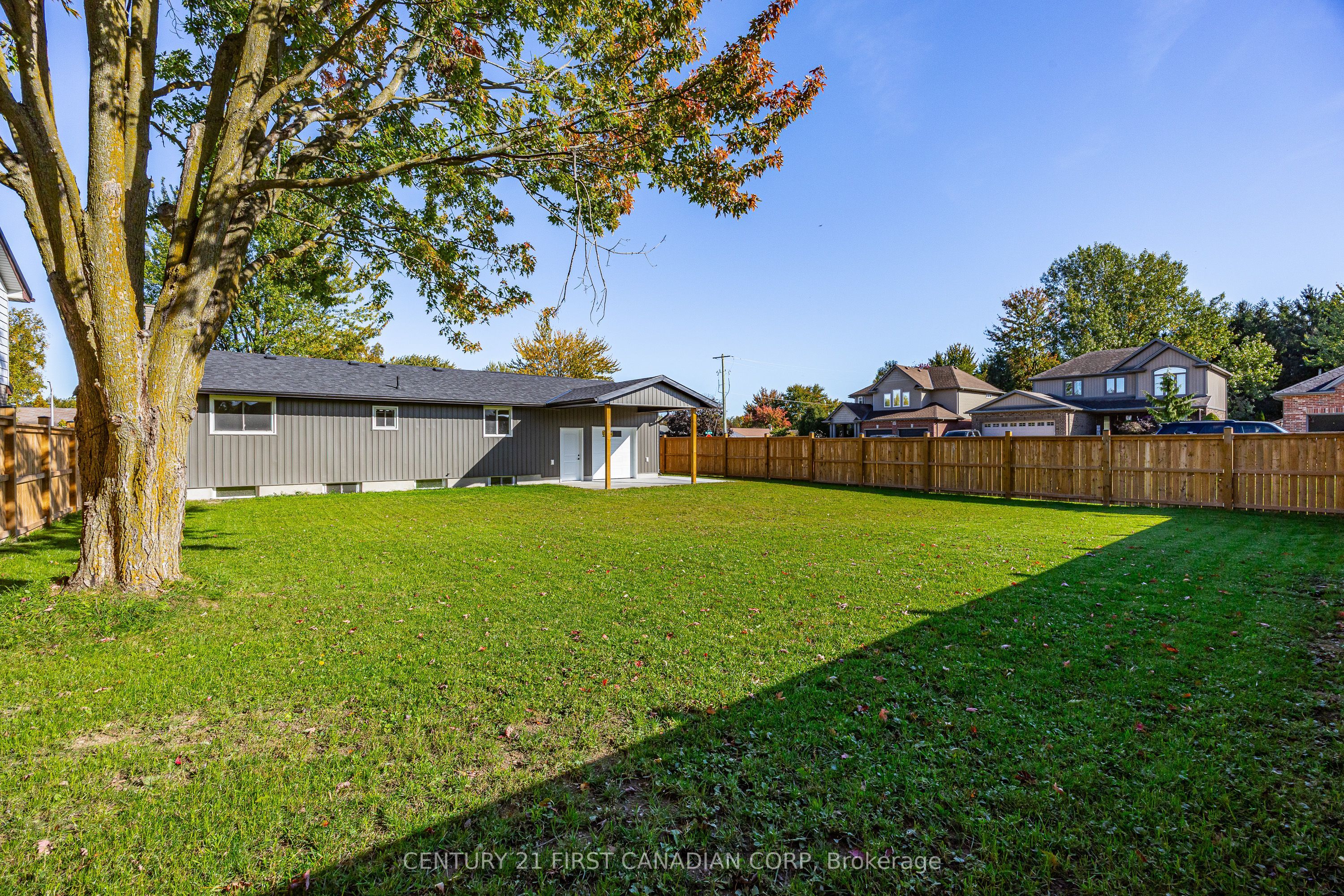 135 Nicoline Avenue Property Photo 38