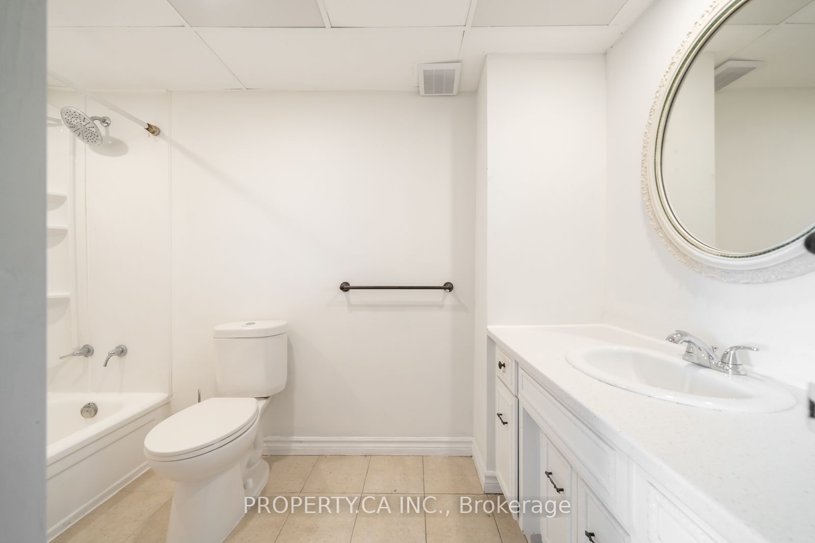 45 Westmount Road N 404 Property Photo 17