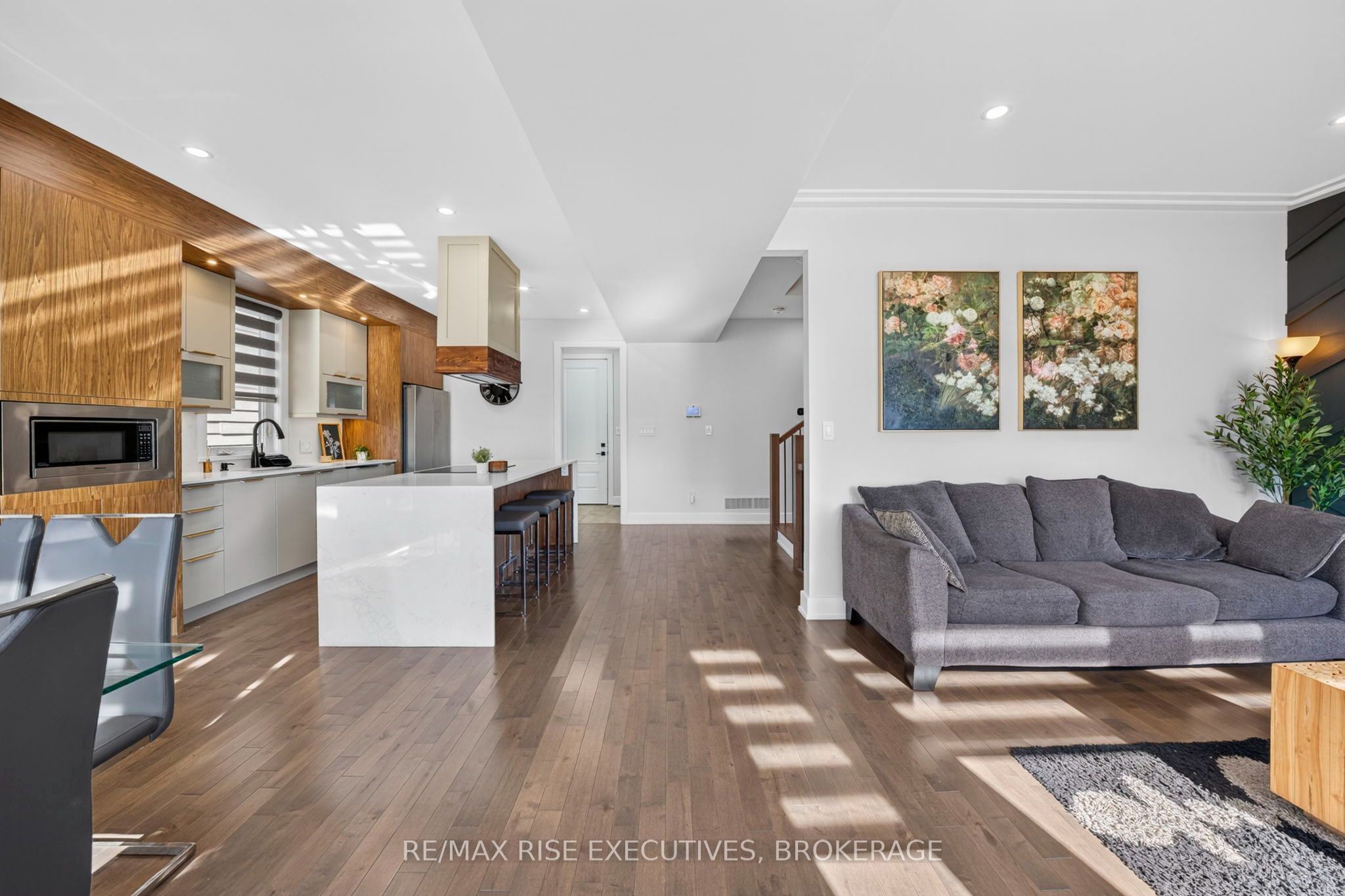 14 Park Crescent Property Photo 13