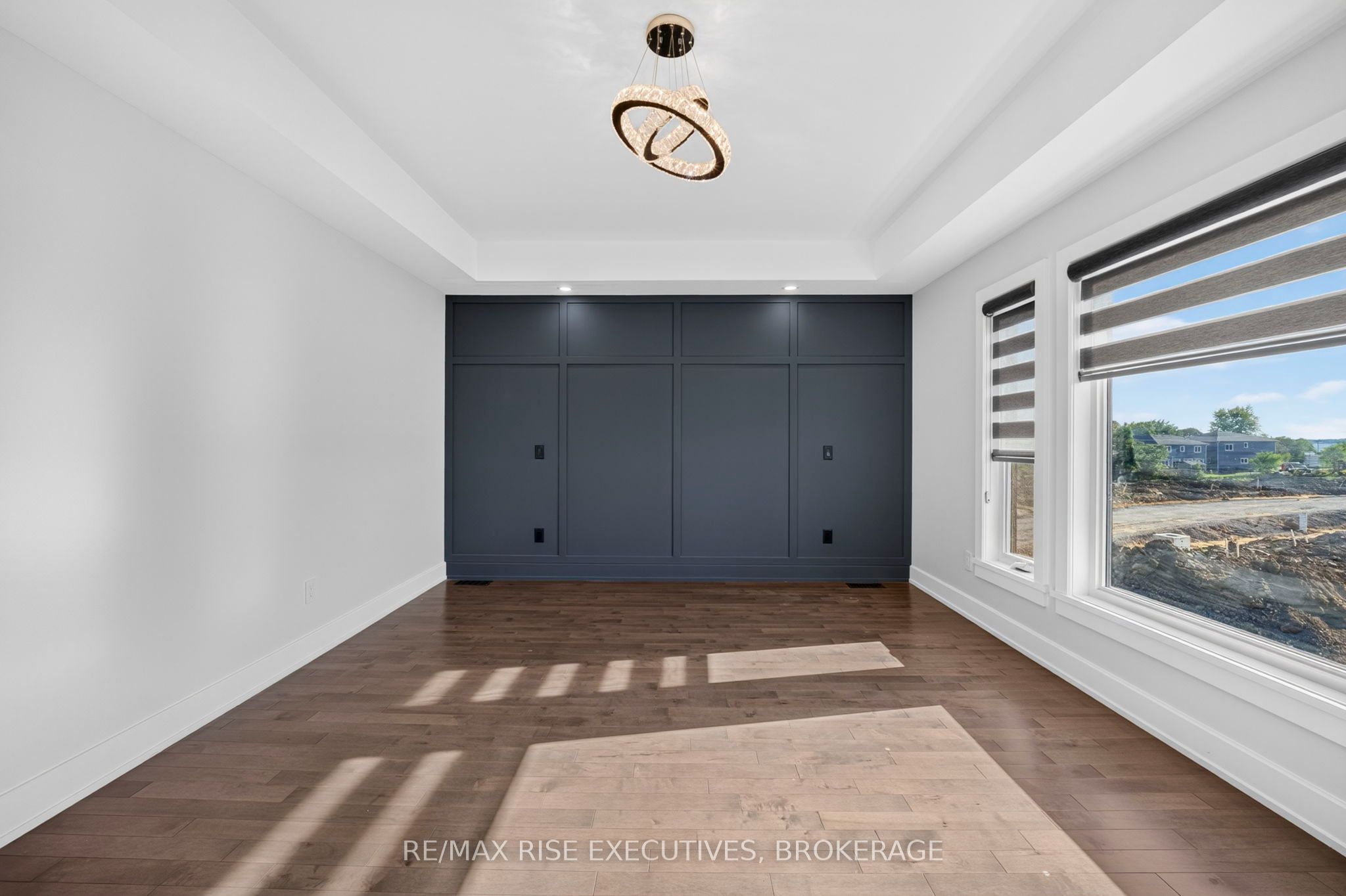14 Park Crescent Property Photo 19