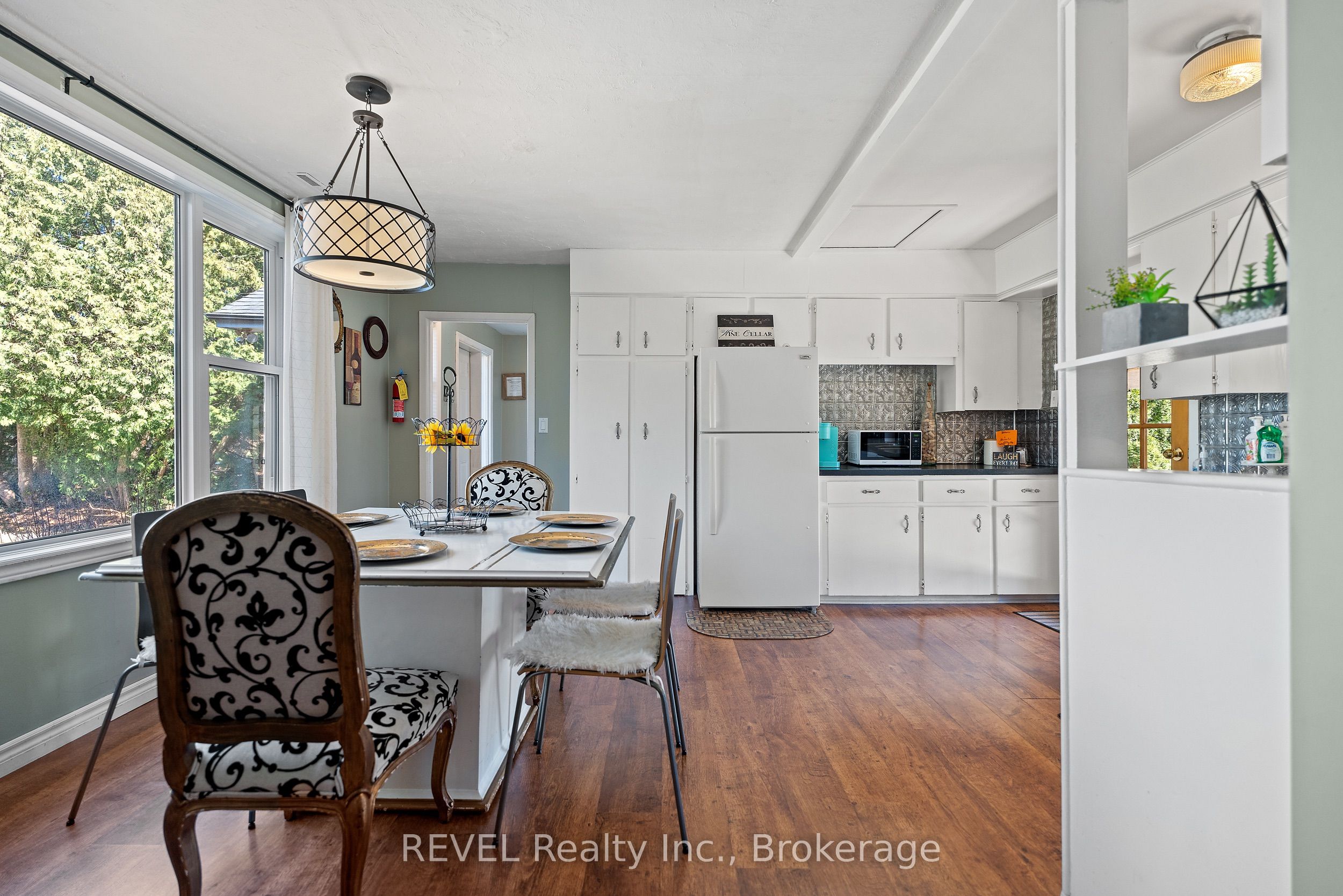 639 Penner Street Property Photo 16