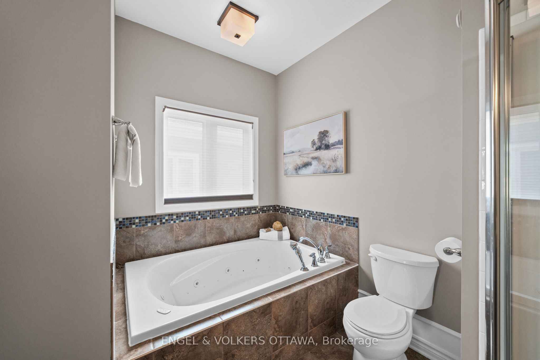 112 Equinelle Drive Property Photo 23