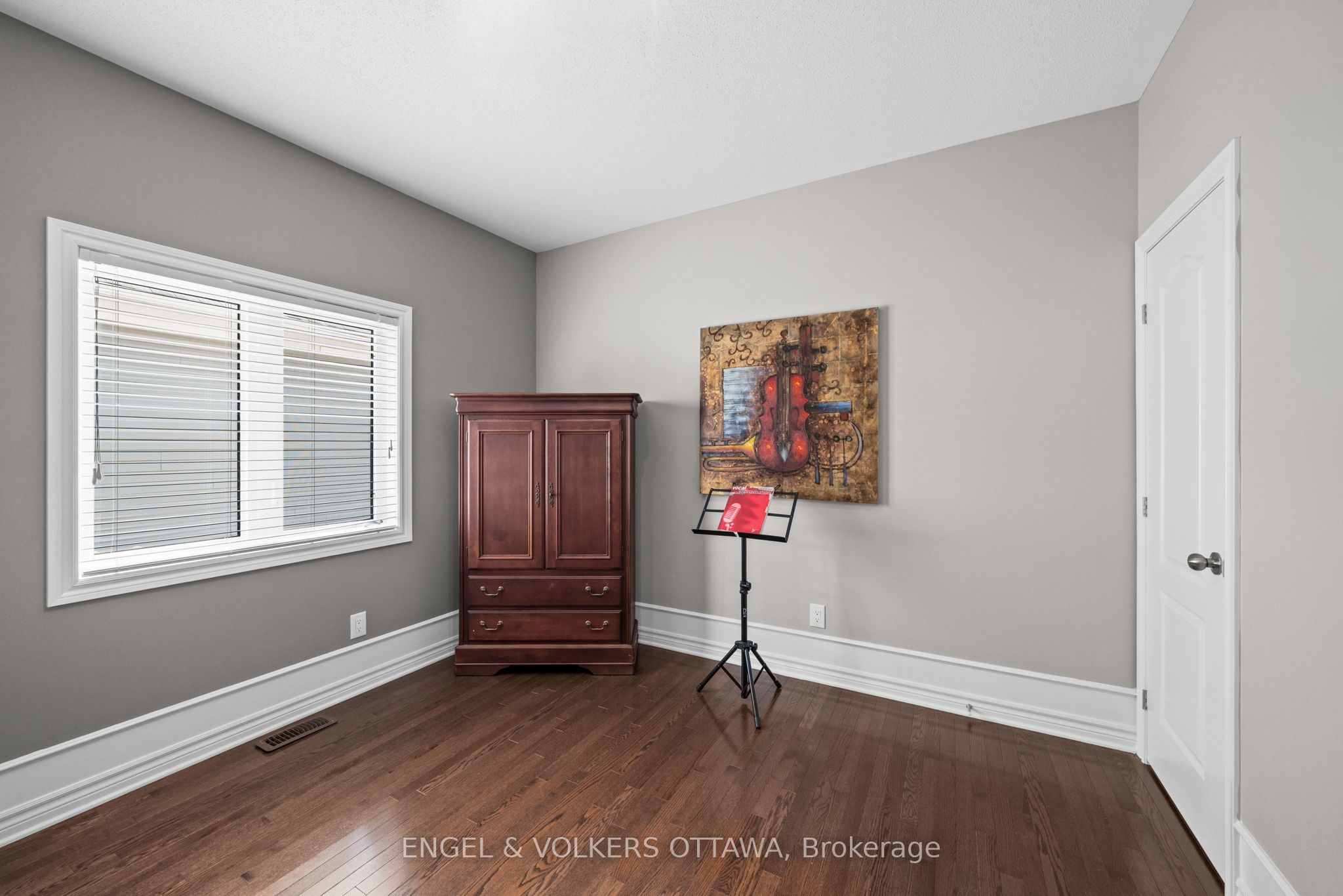 112 Equinelle Drive Property Photo 26
