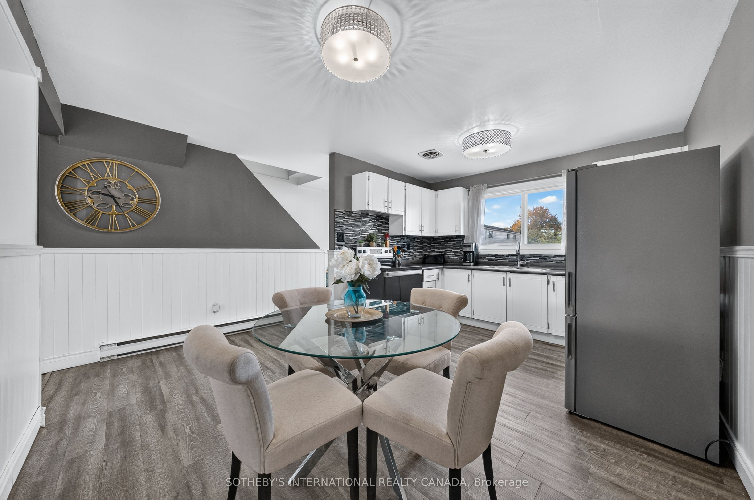 164 Henry Street D Property Photo 15