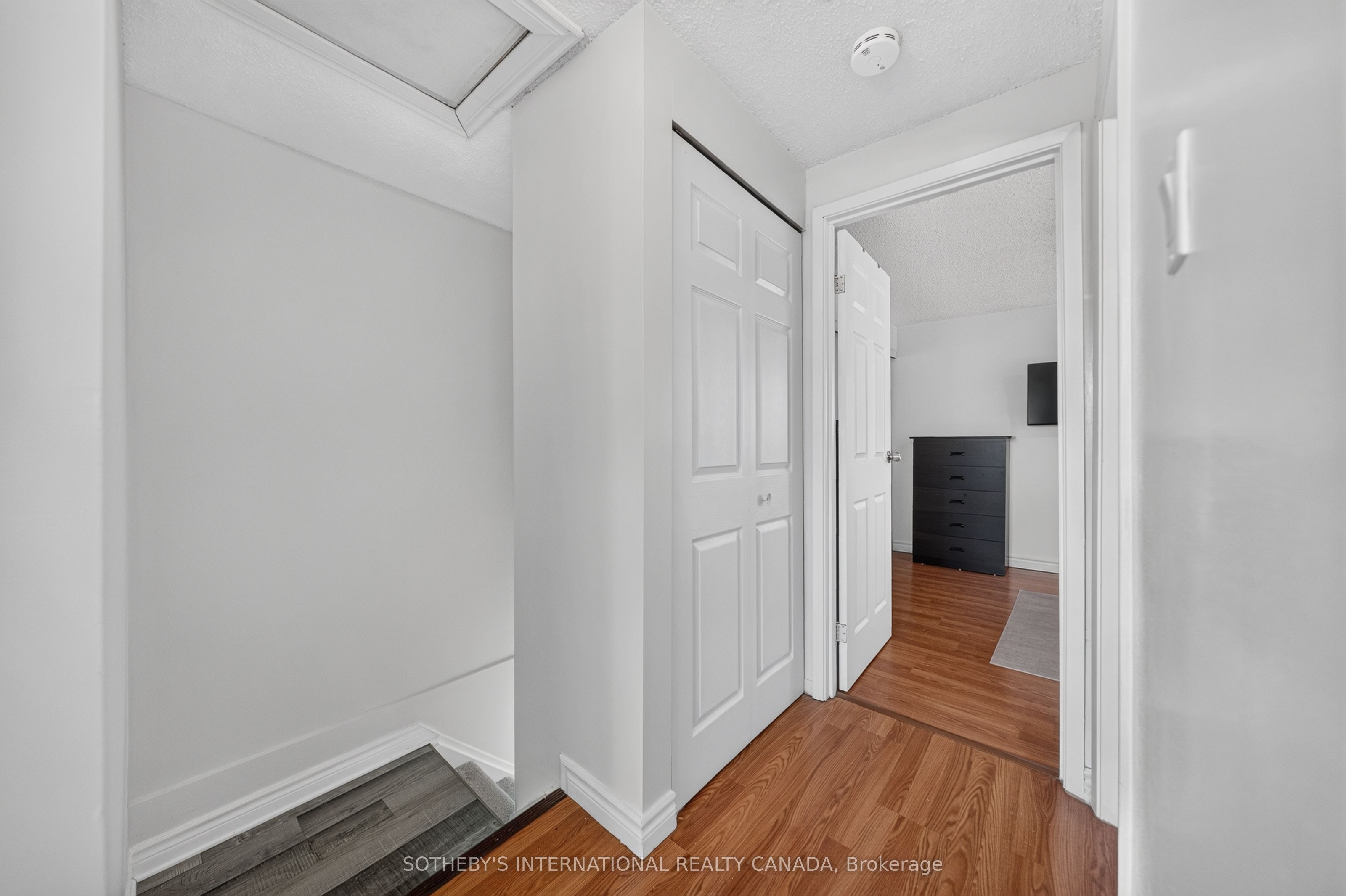 164 Henry Street D Property Photo 24