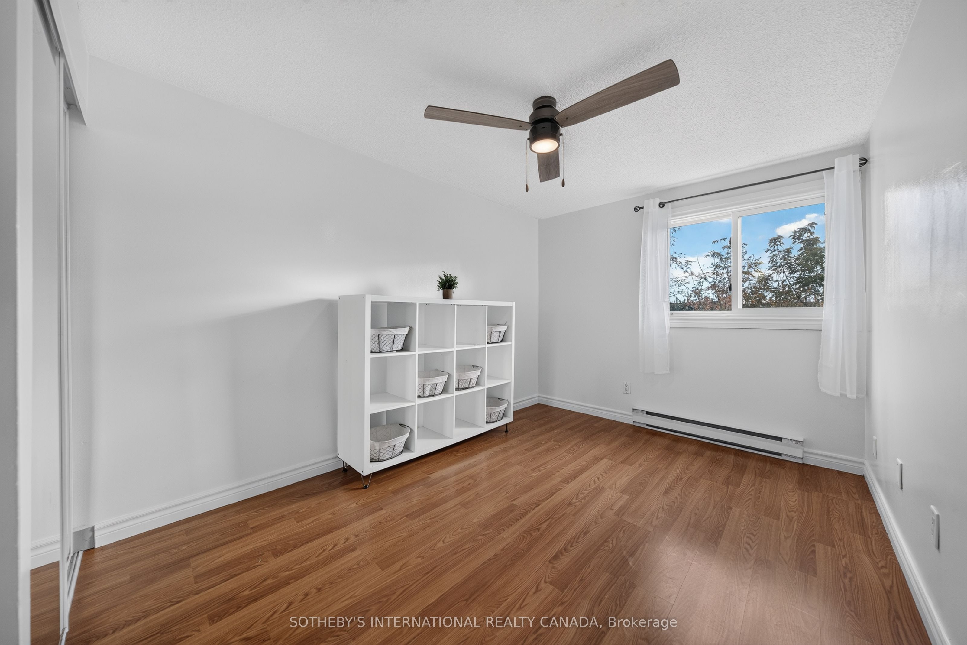 164 Henry Street D Property Photo 30