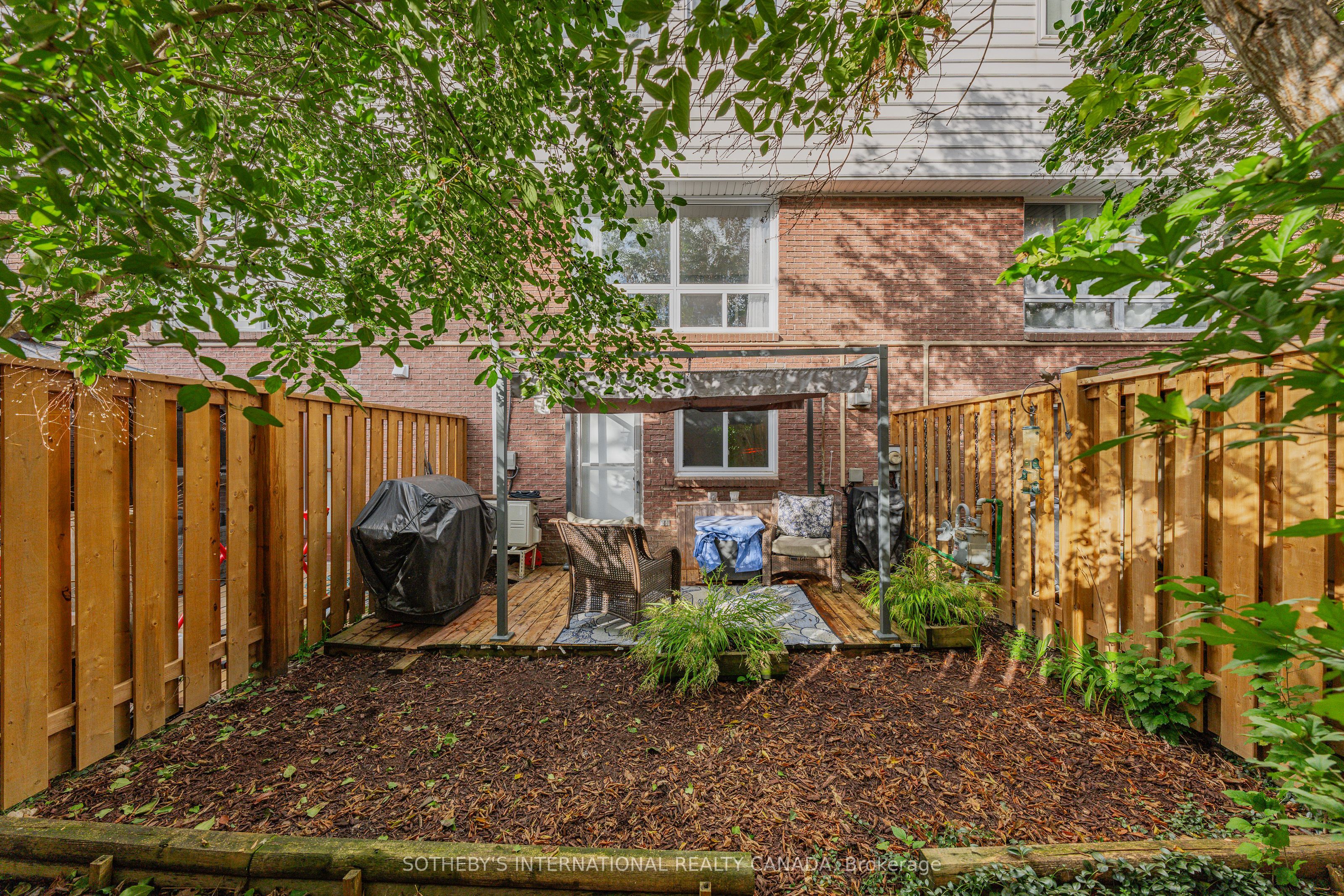 164 Henry Street D Property Photo 43