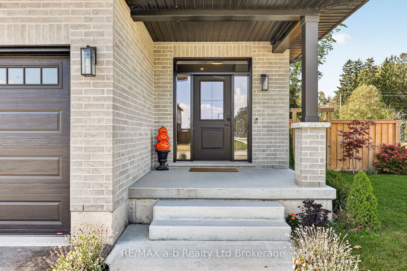 6 Diamond Street Property Photo 7