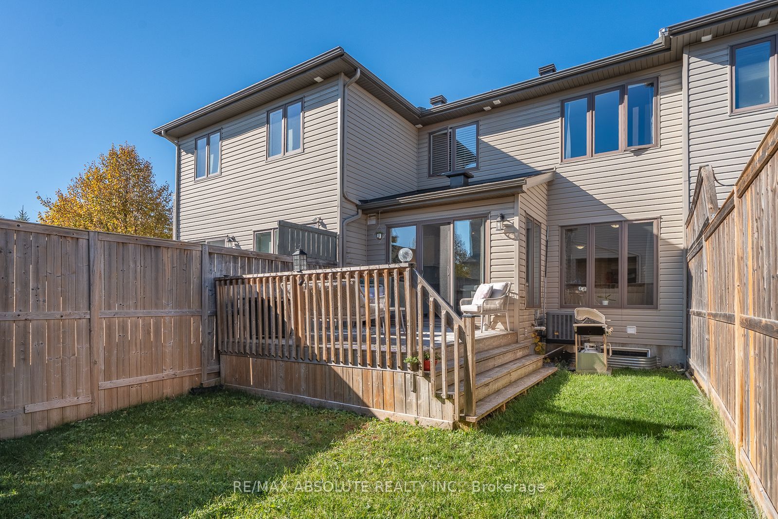 159 Woodhurst Crescent Property Photo 3