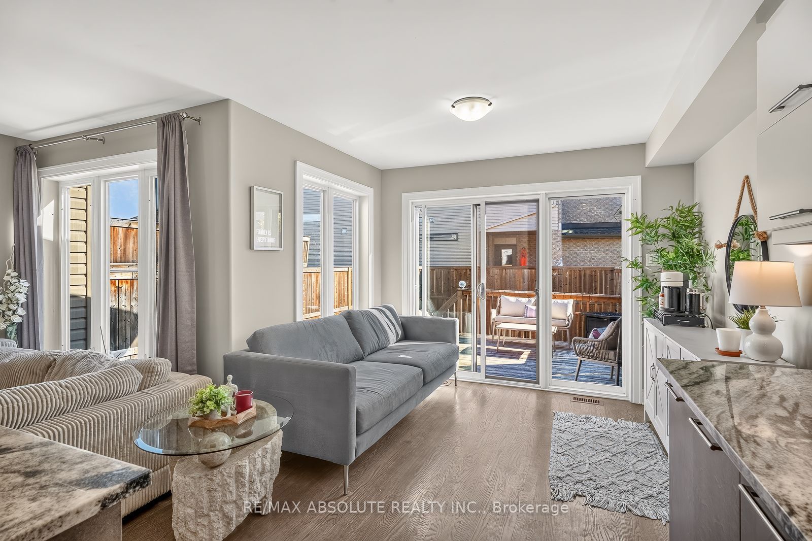 159 Woodhurst Crescent Property Photo 15