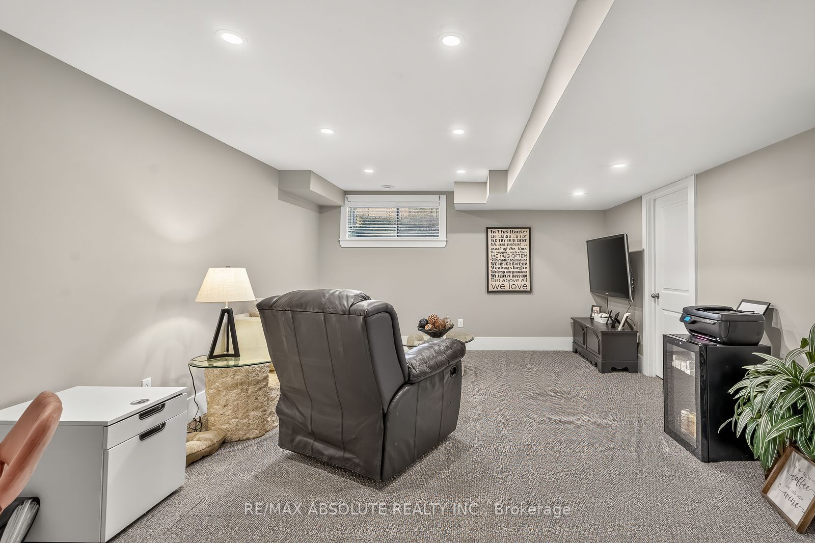 159 Woodhurst Crescent Property Photo 25