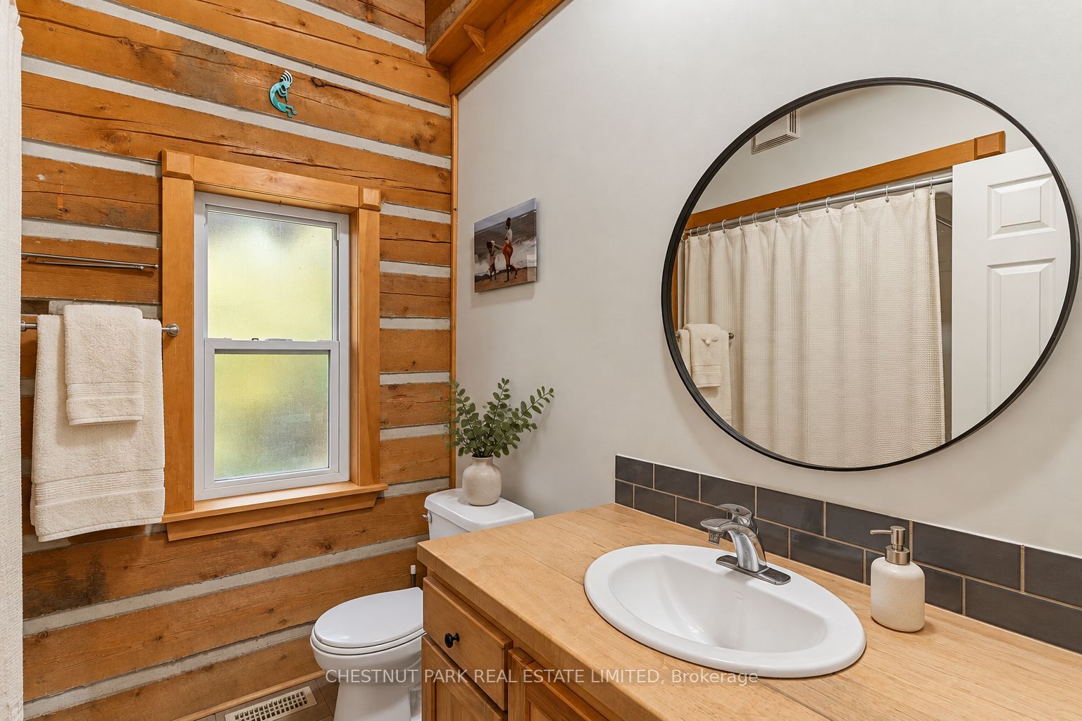 4380 Kennisis Lake Road Property Photo 7