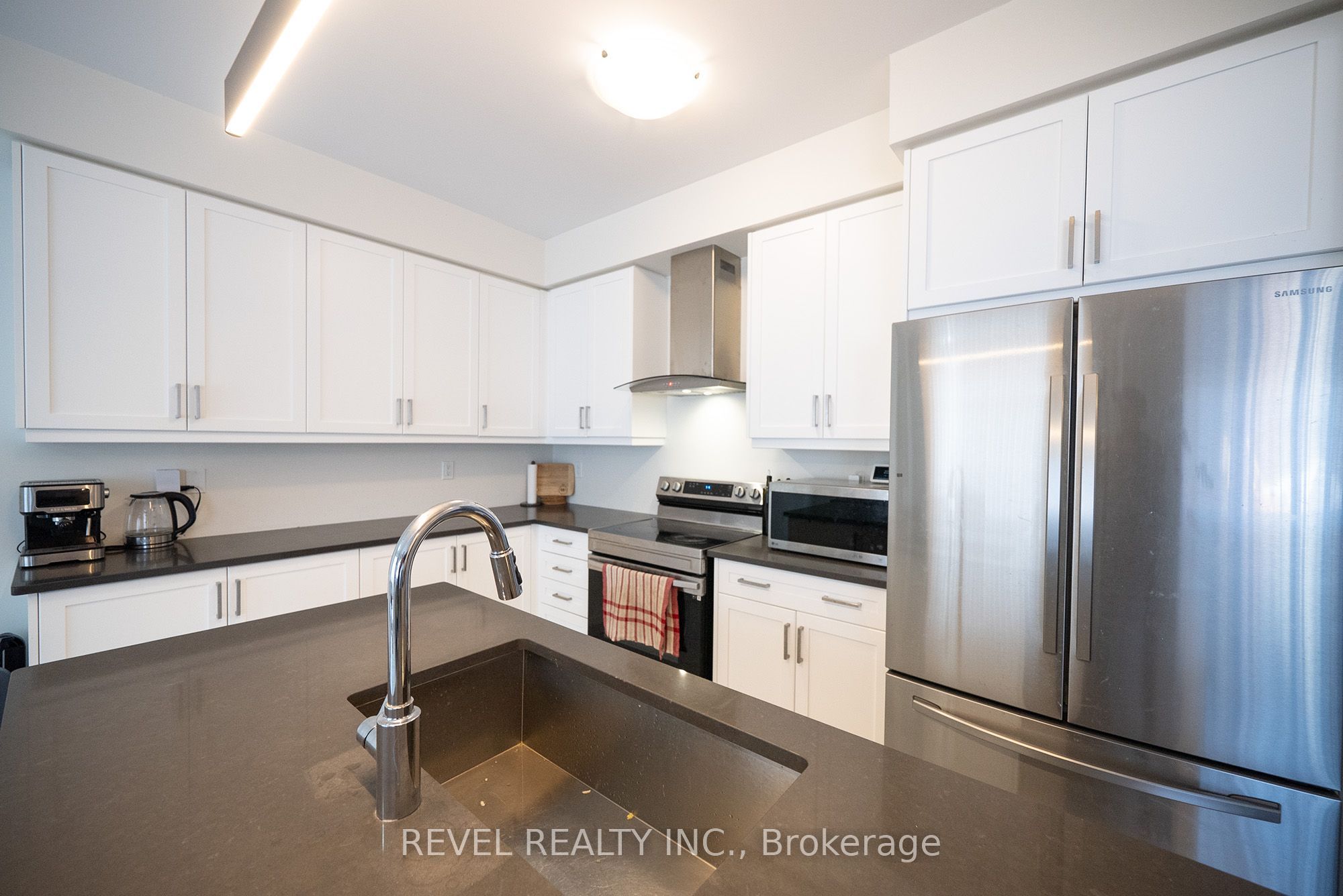 64 Holder Drive Property Photo 8