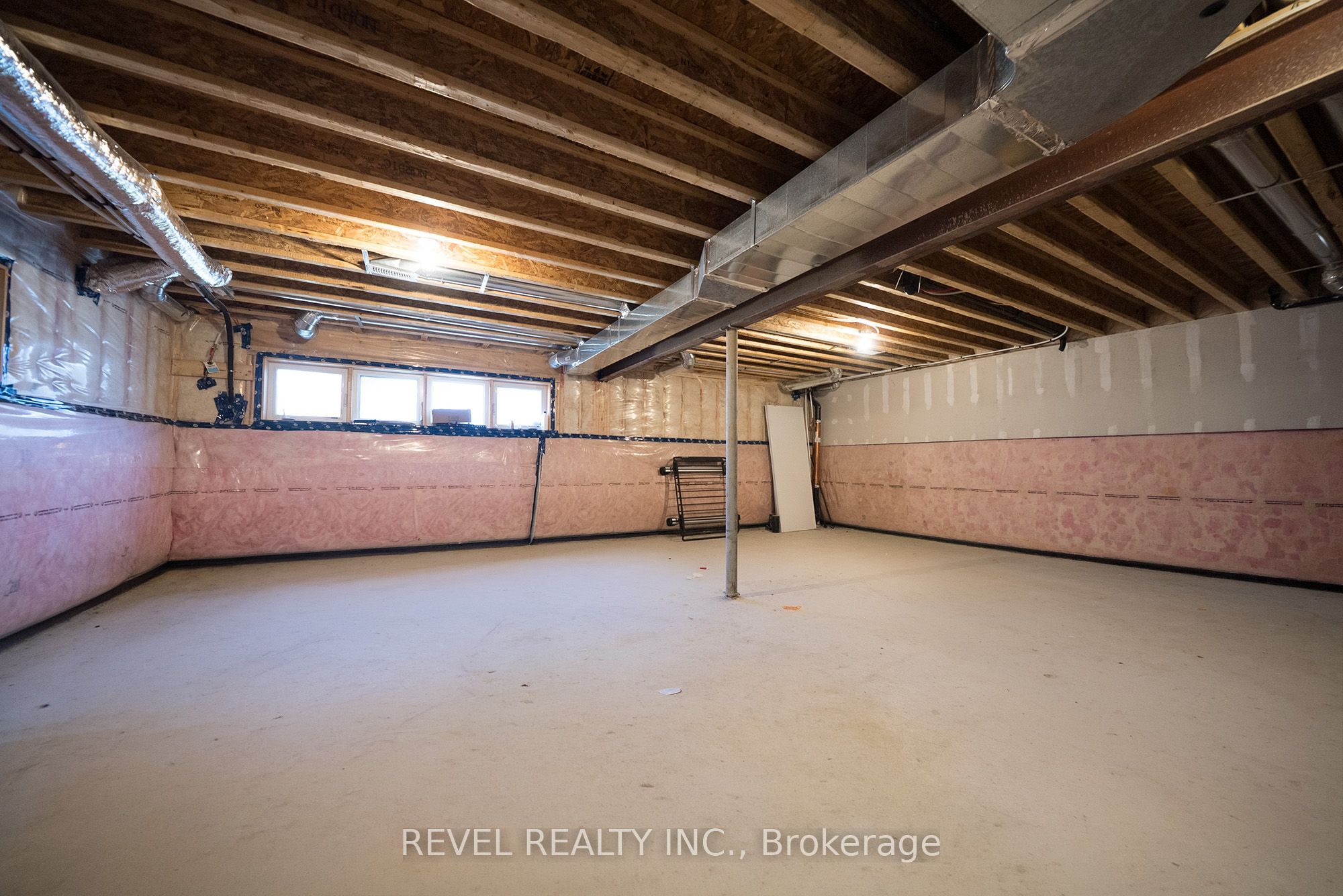 64 Holder Drive Property Photo 27