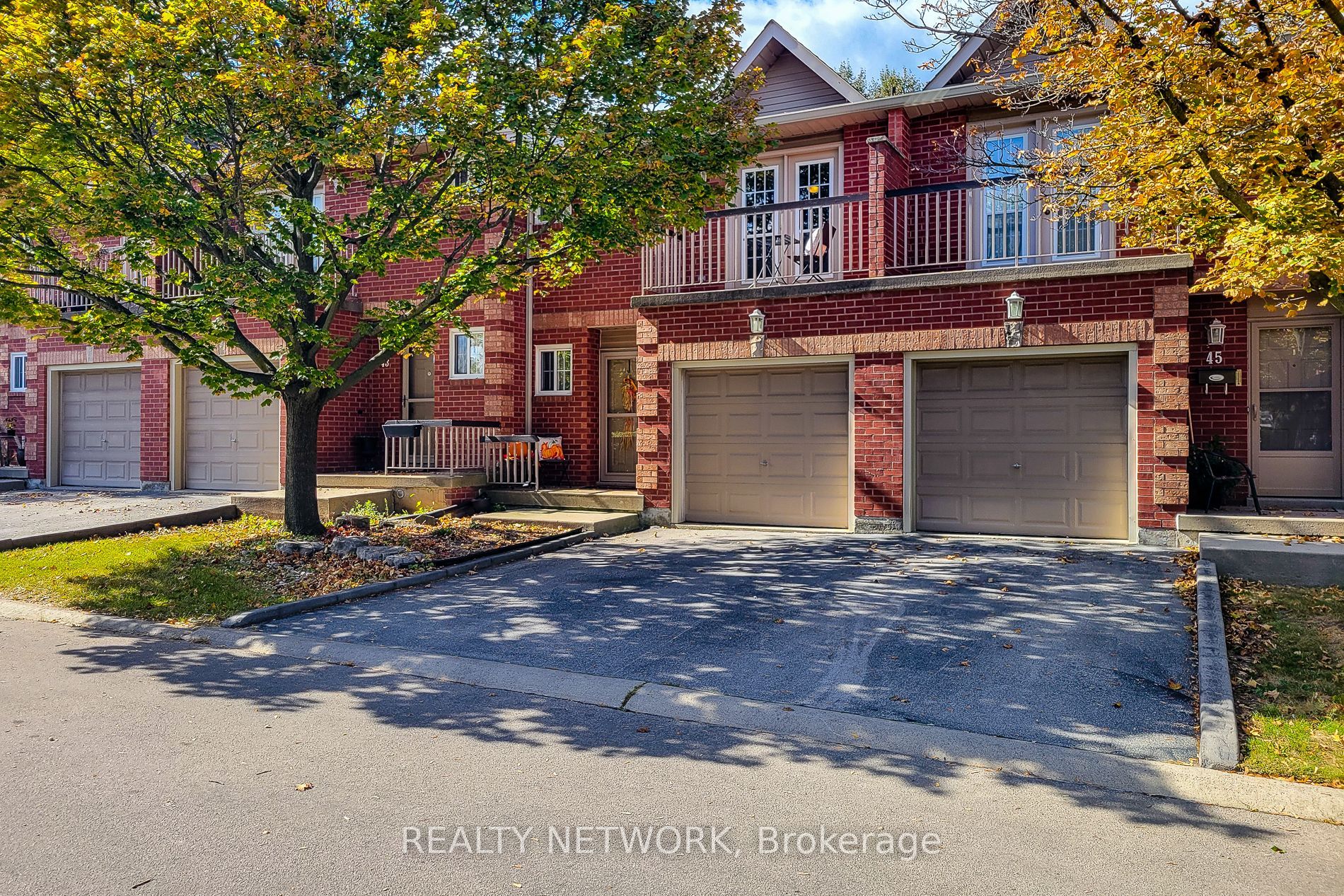 34 Dynasty Avenue 44