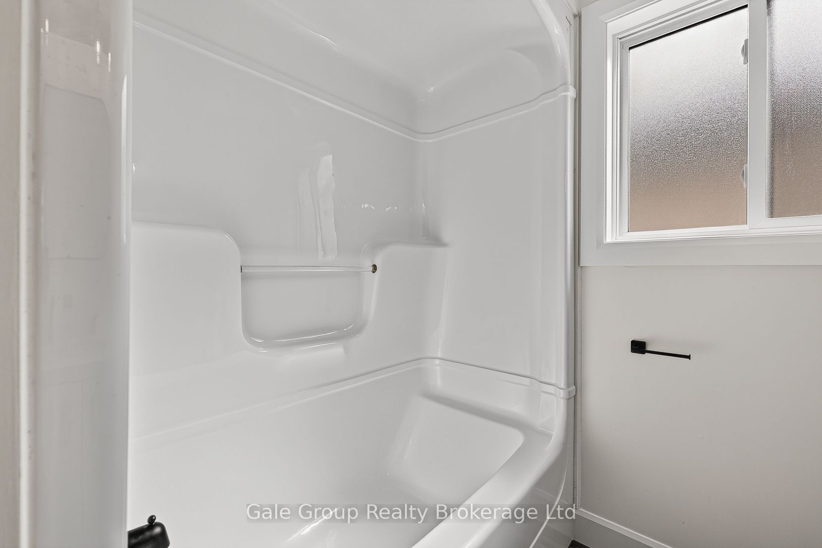 565 Sales Drive Property Photo 30