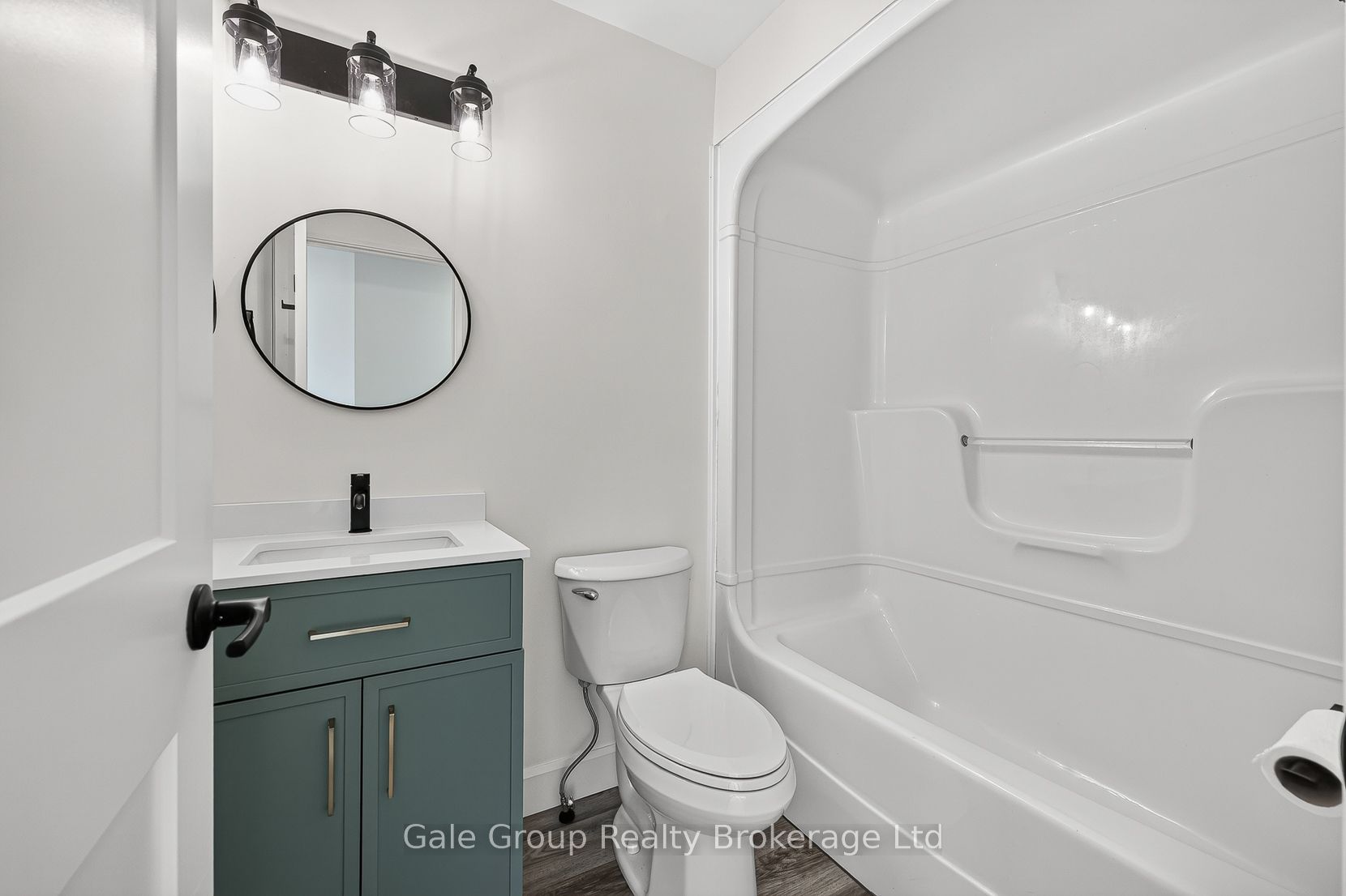 565 Sales Drive Property Photo 32